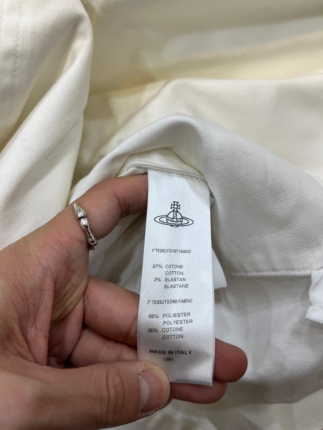 비비안웨스트우드 앵글로매니아 금장 슬리브리스 트렌치코트 상품이미지9