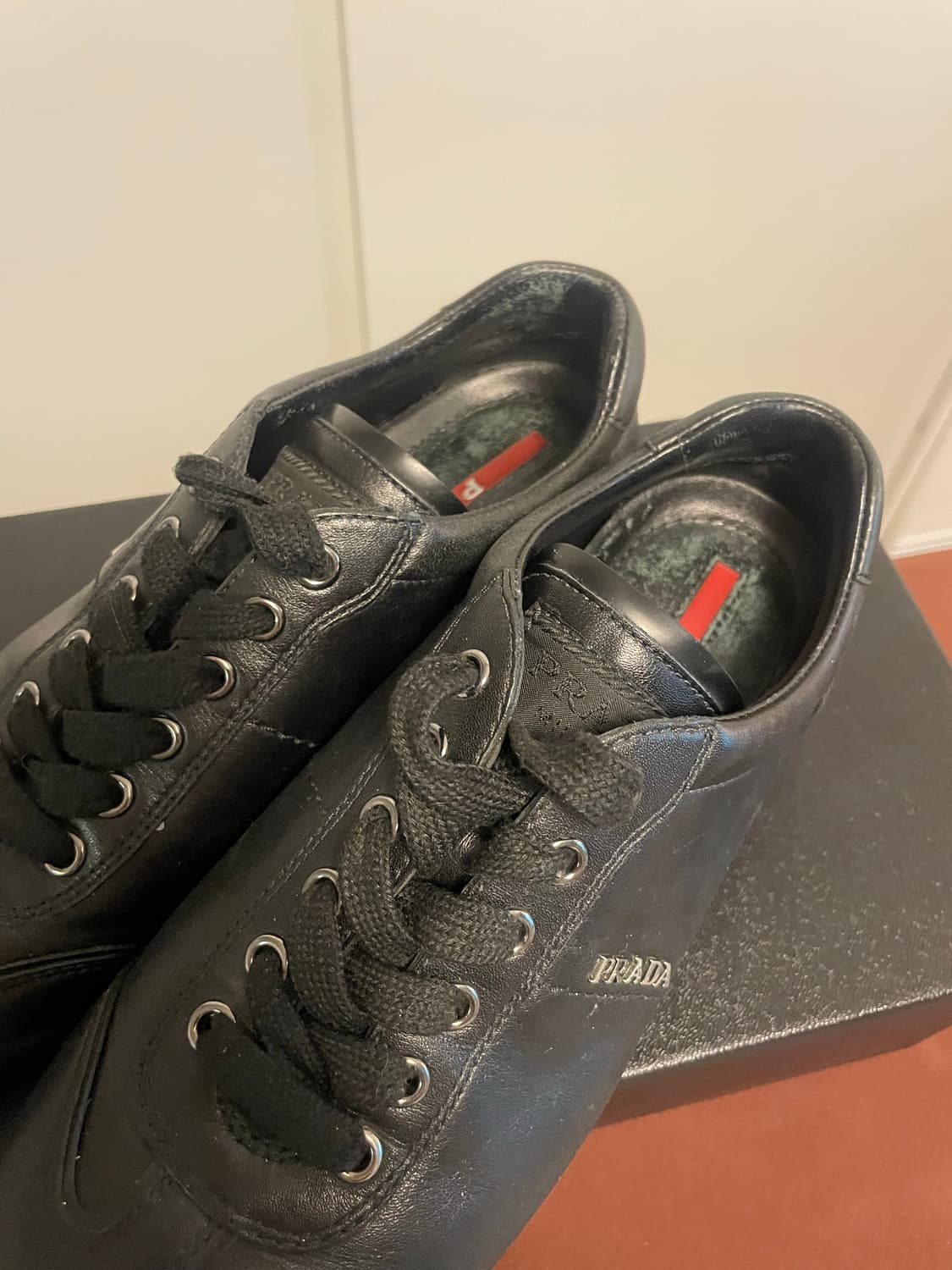 프라다 스포츠 레더 스니커즈 36 상품이미지2