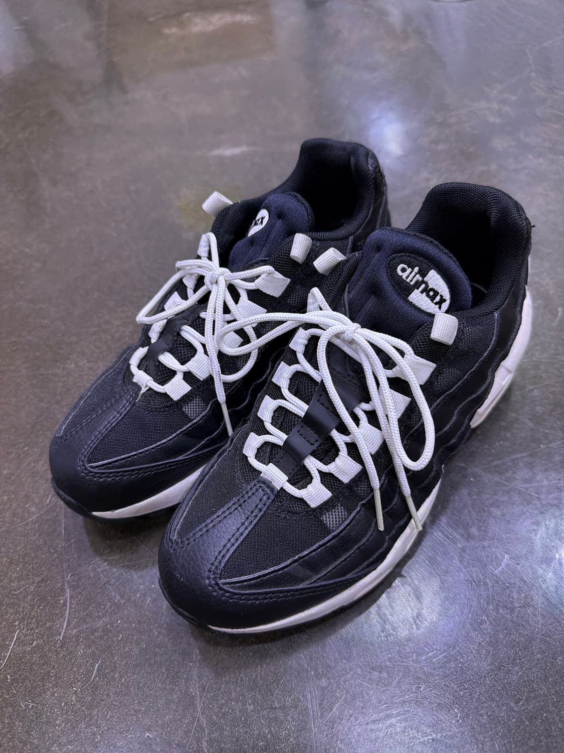 나이키 우먼스 에어맥스95 에센셜 음양 팩 블랙 235 상품이미지1