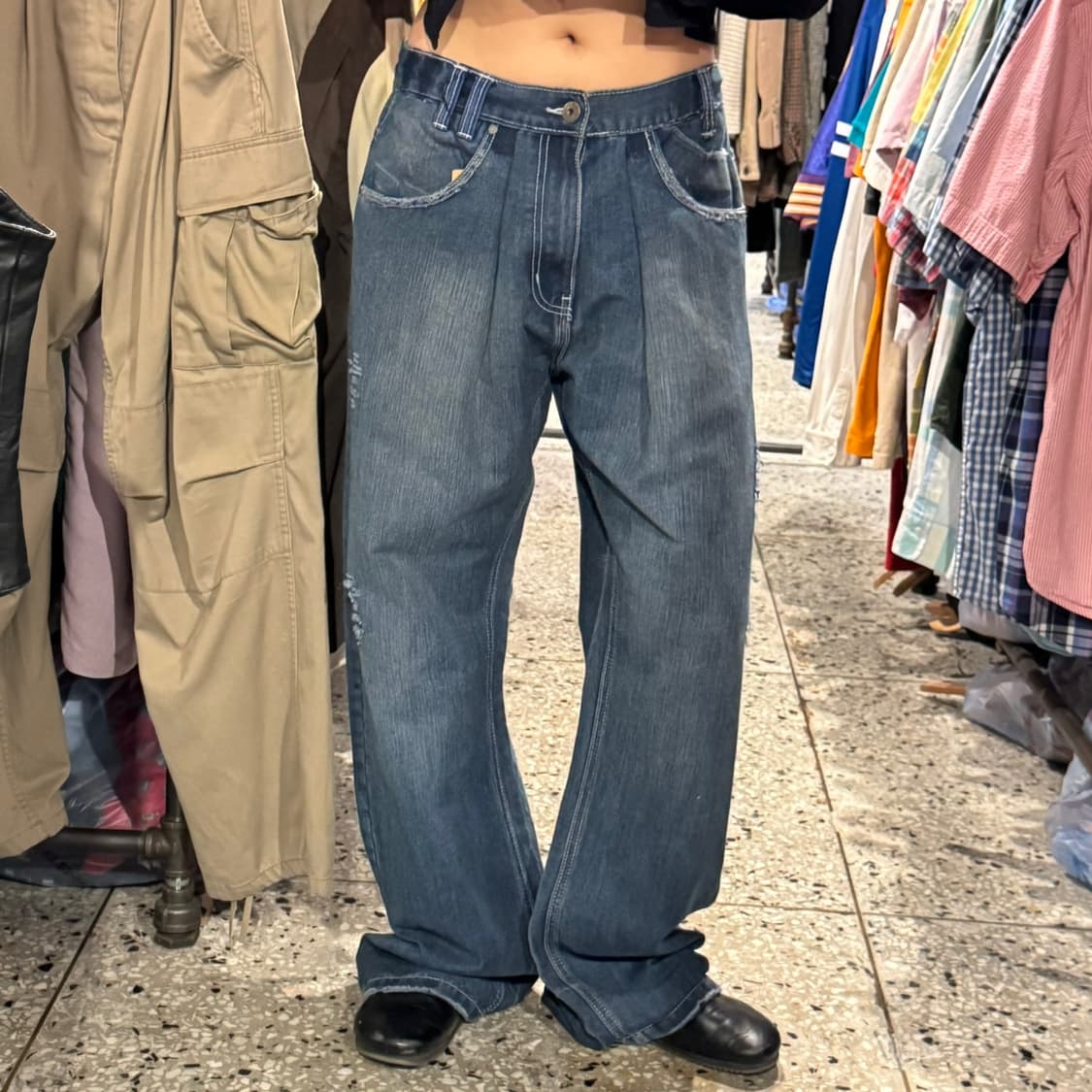 vintage 빈티지 스크레치 디테일 핀턱 와이드 데님 팬츠 상품이미지1