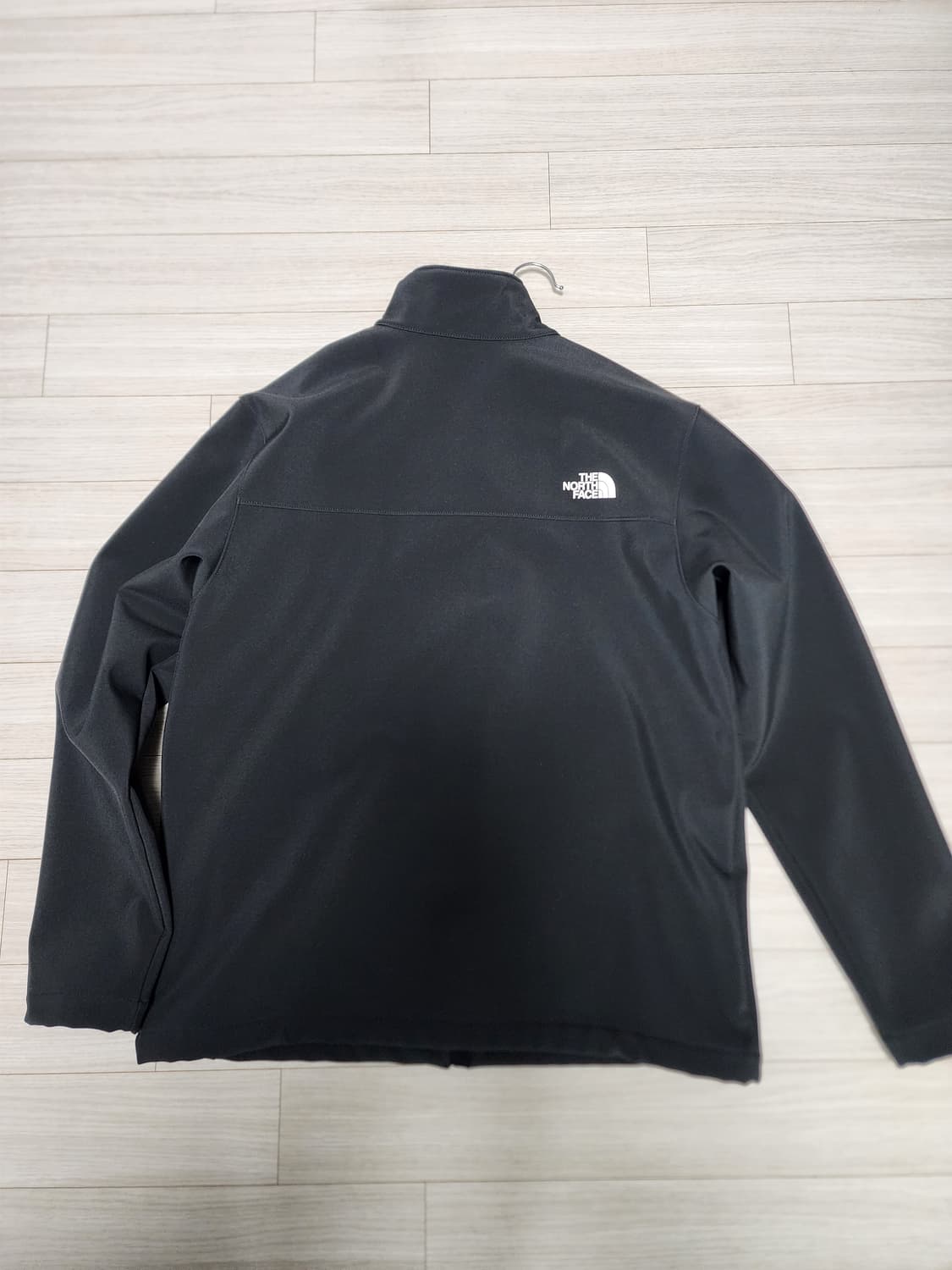 노스페이스 소프트쉘 바람막이 상품이미지2