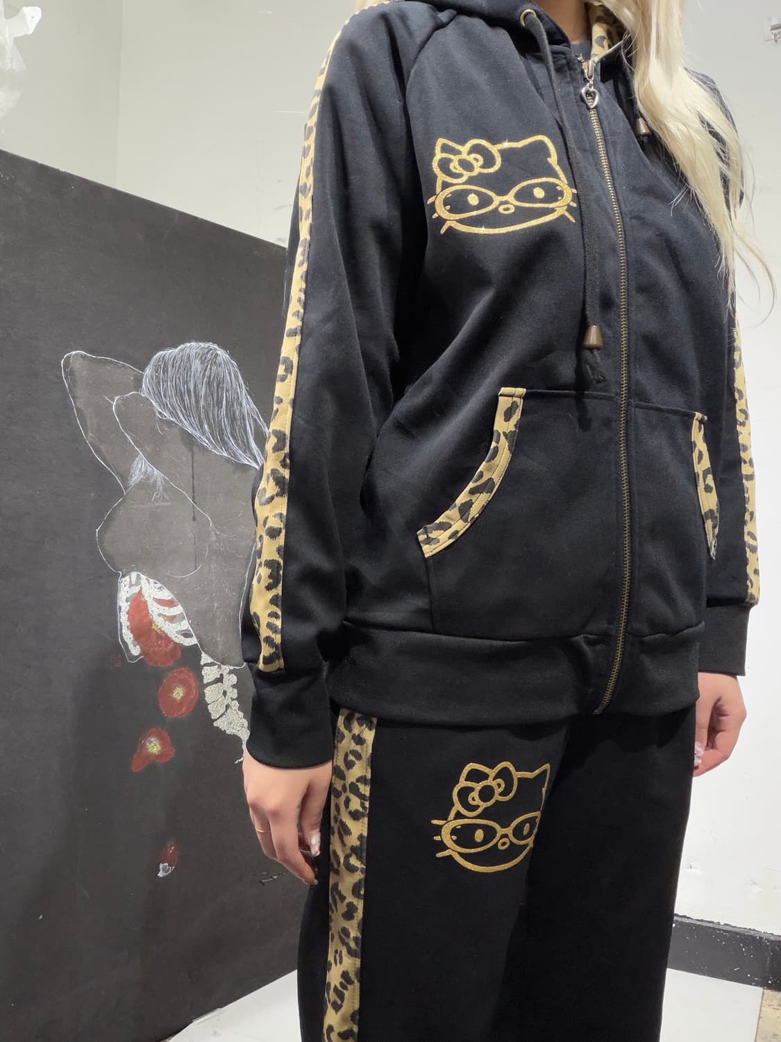 헬로키티 레오파드 빅로고 라떼 갸루 져지 트레이닝 셋업 S 상품이미지6