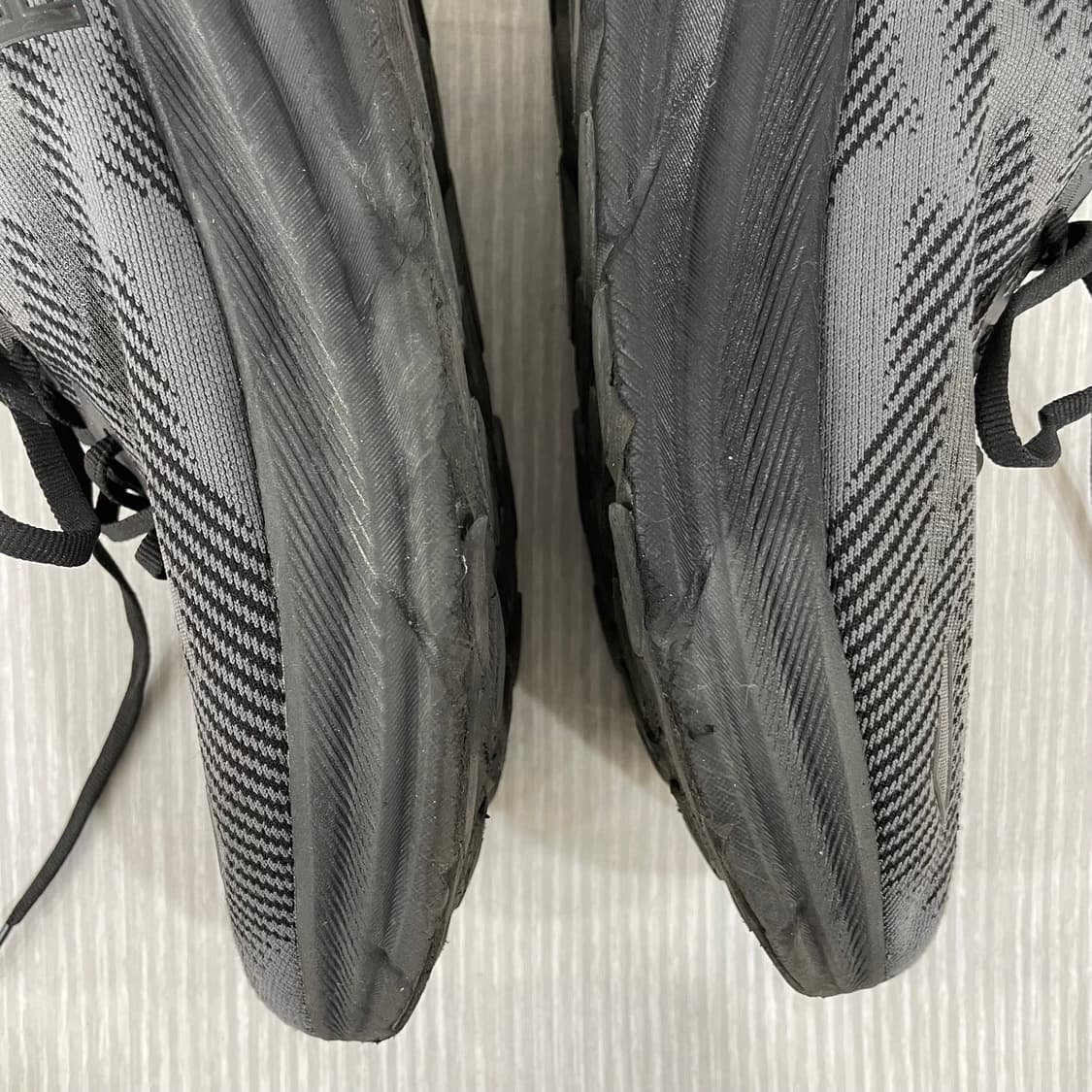 591) HOKA 호카 클리프톤9 블랙 운동화 260mm 상품이미지9