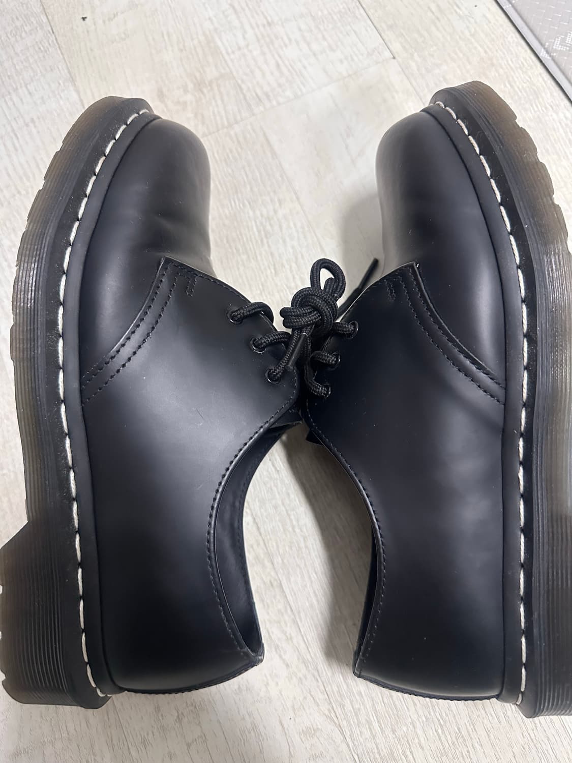 닥터마틴 1461 스무스 화이트 스티치(ws) uk6 상품이미지3