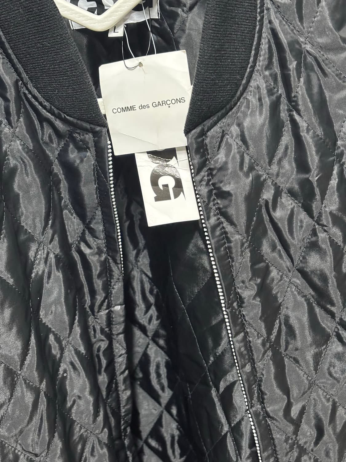 꼼데가르송 퀄팅 패딩 판매 상품이미지3