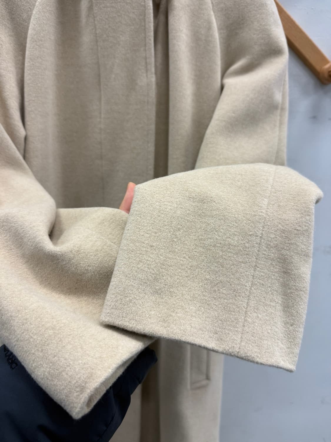 알레그리 알레그리 앙고라 혼방 후드 롱코트 (베이지) 상품이미지2