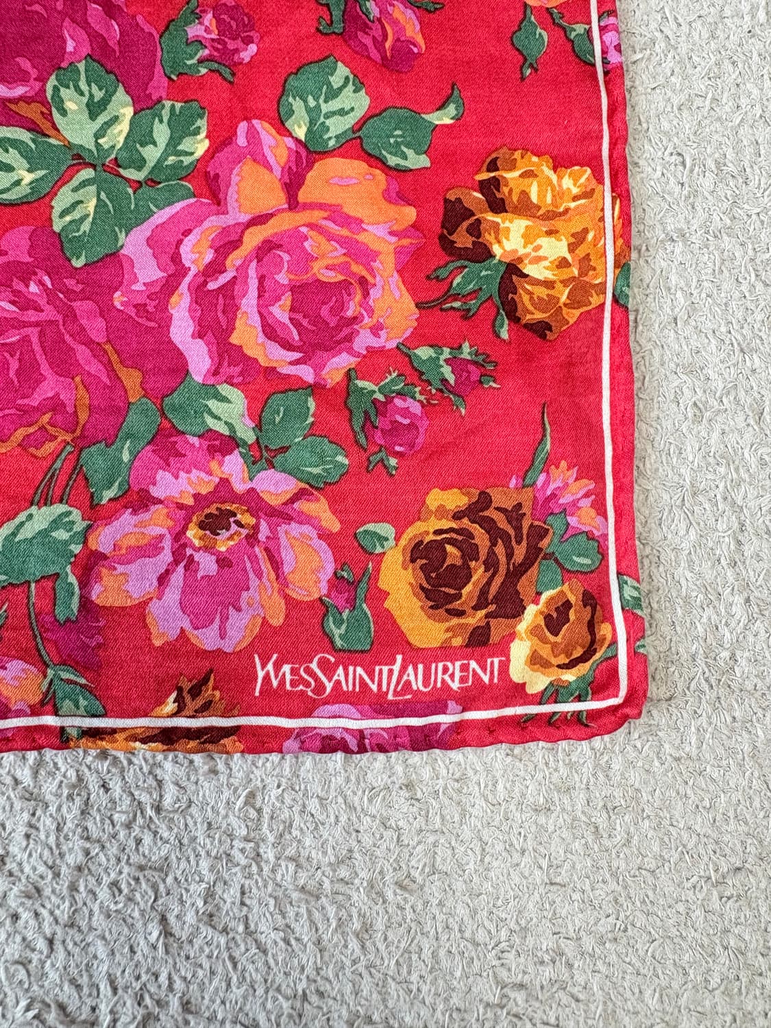 (빈티지) 입생로랑 YSL 플라워 패턴 핸드롤링 손수건/쁘띠스카프 상품이미지1