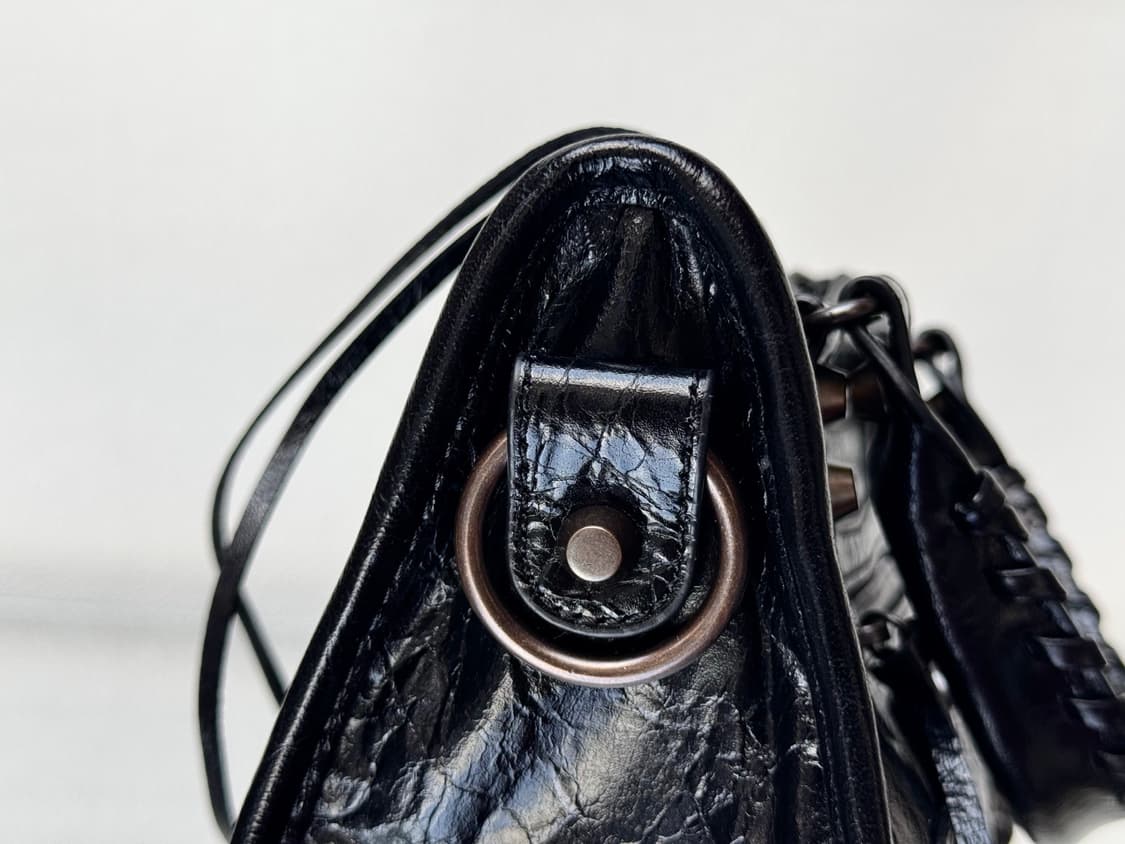 발렌시아가 르 시티 스몰 백 블랙 상품이미지6