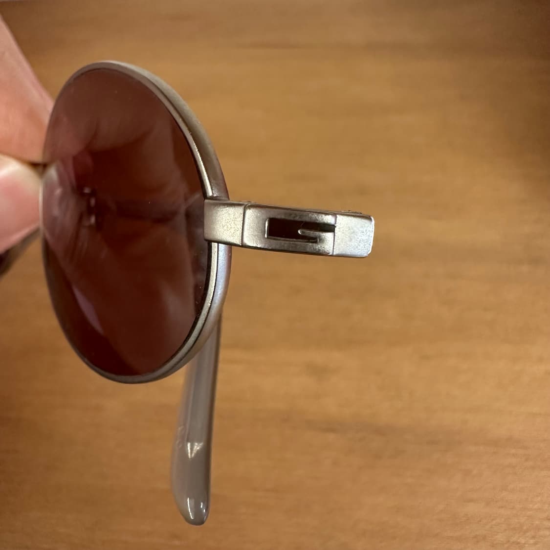 Y2K 구찌 메탈 프레임 오벌 선글라스 상품이미지3