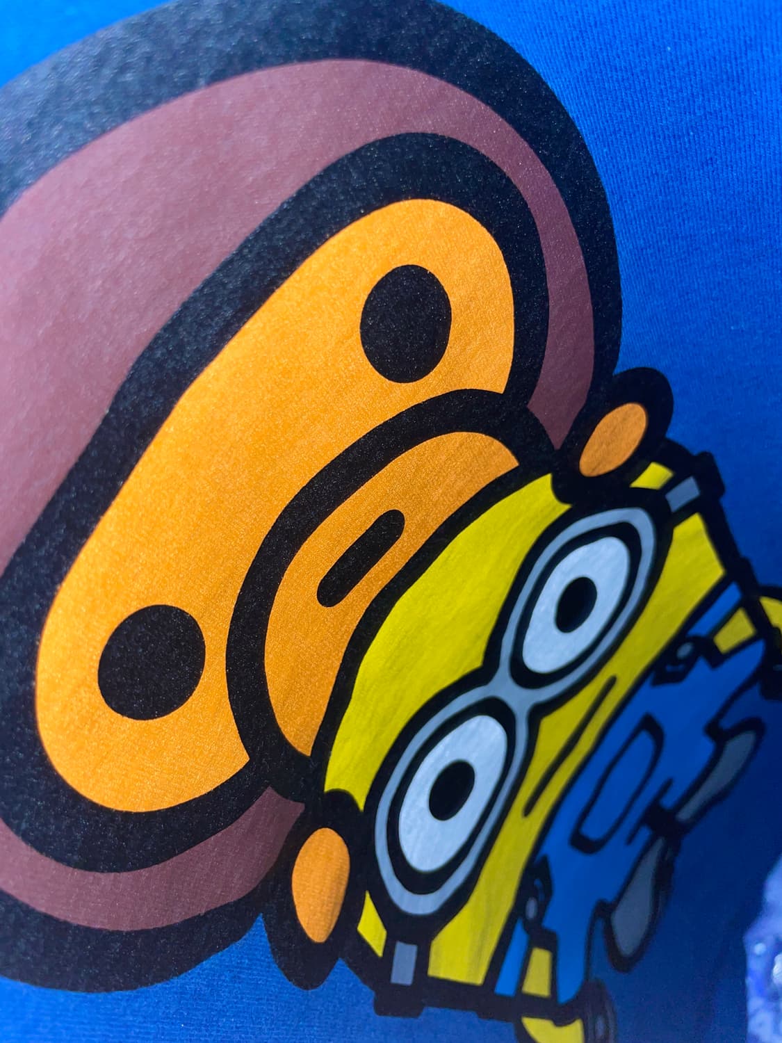 베이프 X 미니언즈 콜라보 마일로 티셔츠 L 국내매장 상품이미지2