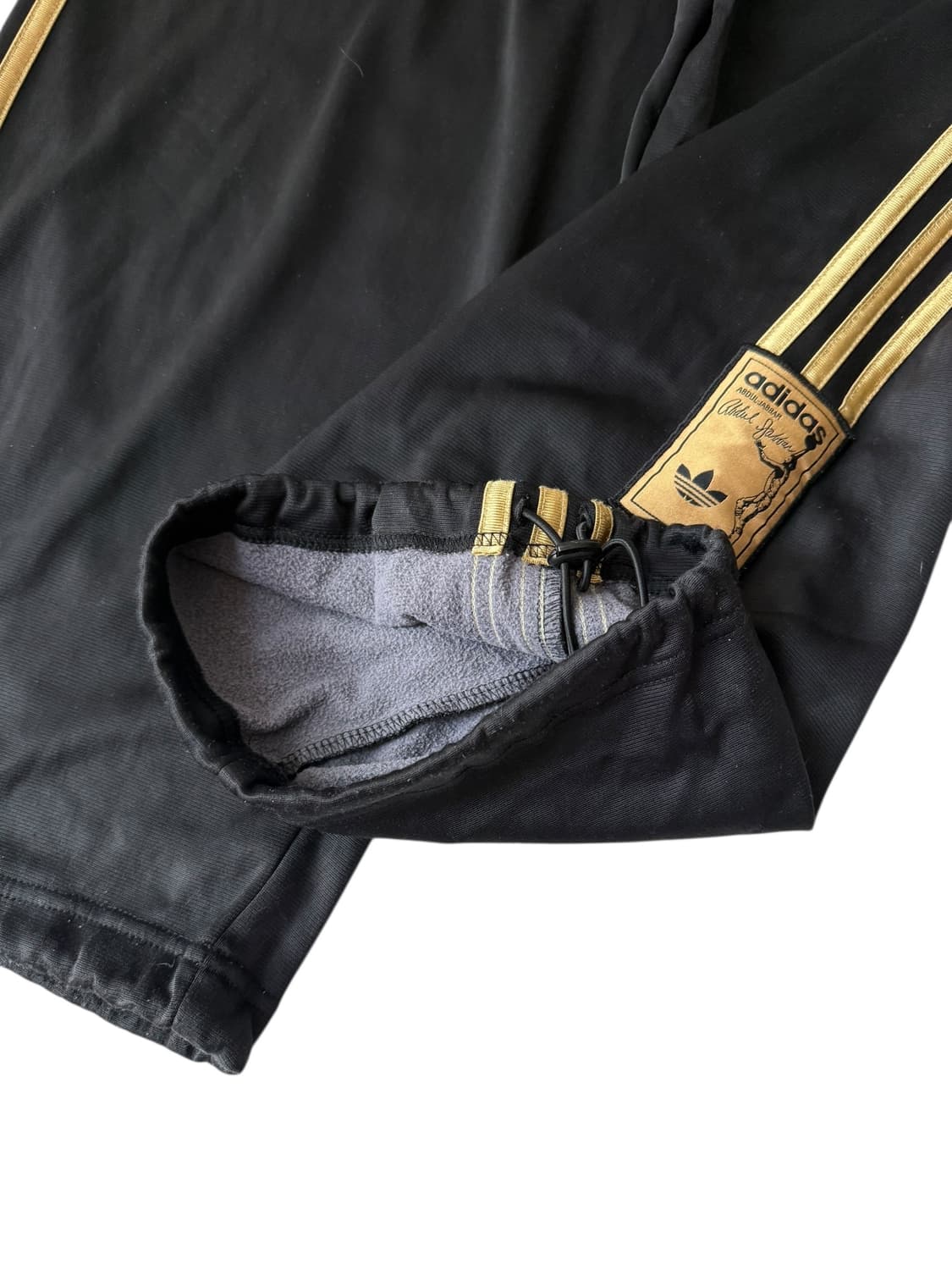 아디다스 블랙 골드 츄바 상품이미지10