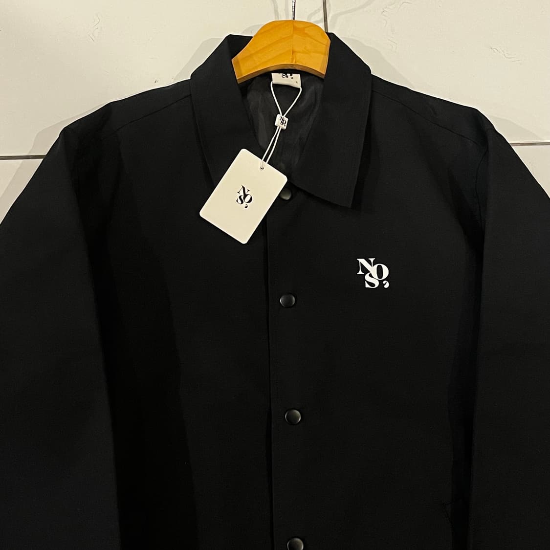 NOS7 블랙 백로고 코치자켓 상품이미지2