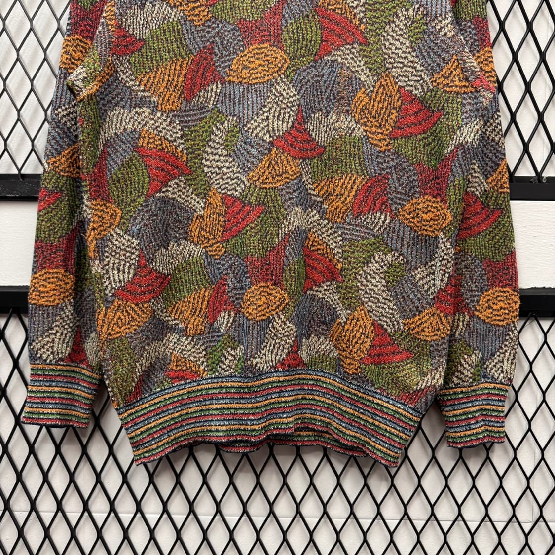 미쏘니 스포츠 스웨터 직조패턴 3D 자가드 케이블 니트 상품이미지4