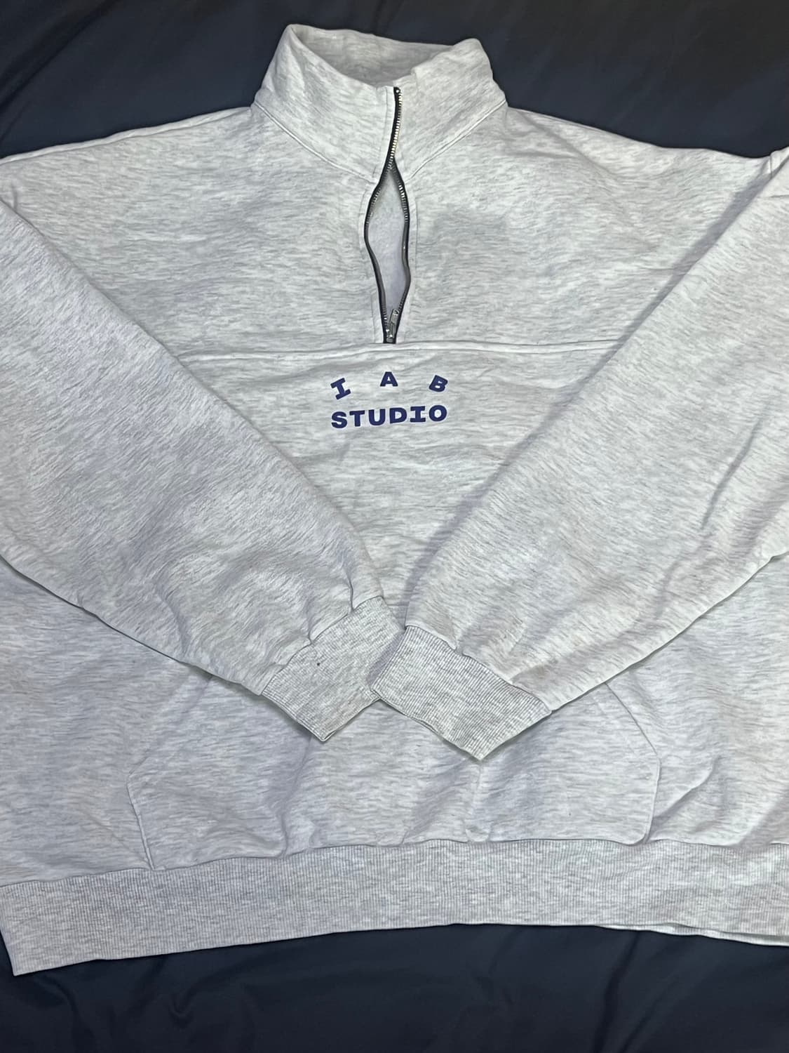 IAB 스튜디오 하프 집 풀오버 반집업 라이트 그레이(L) 상품이미지1