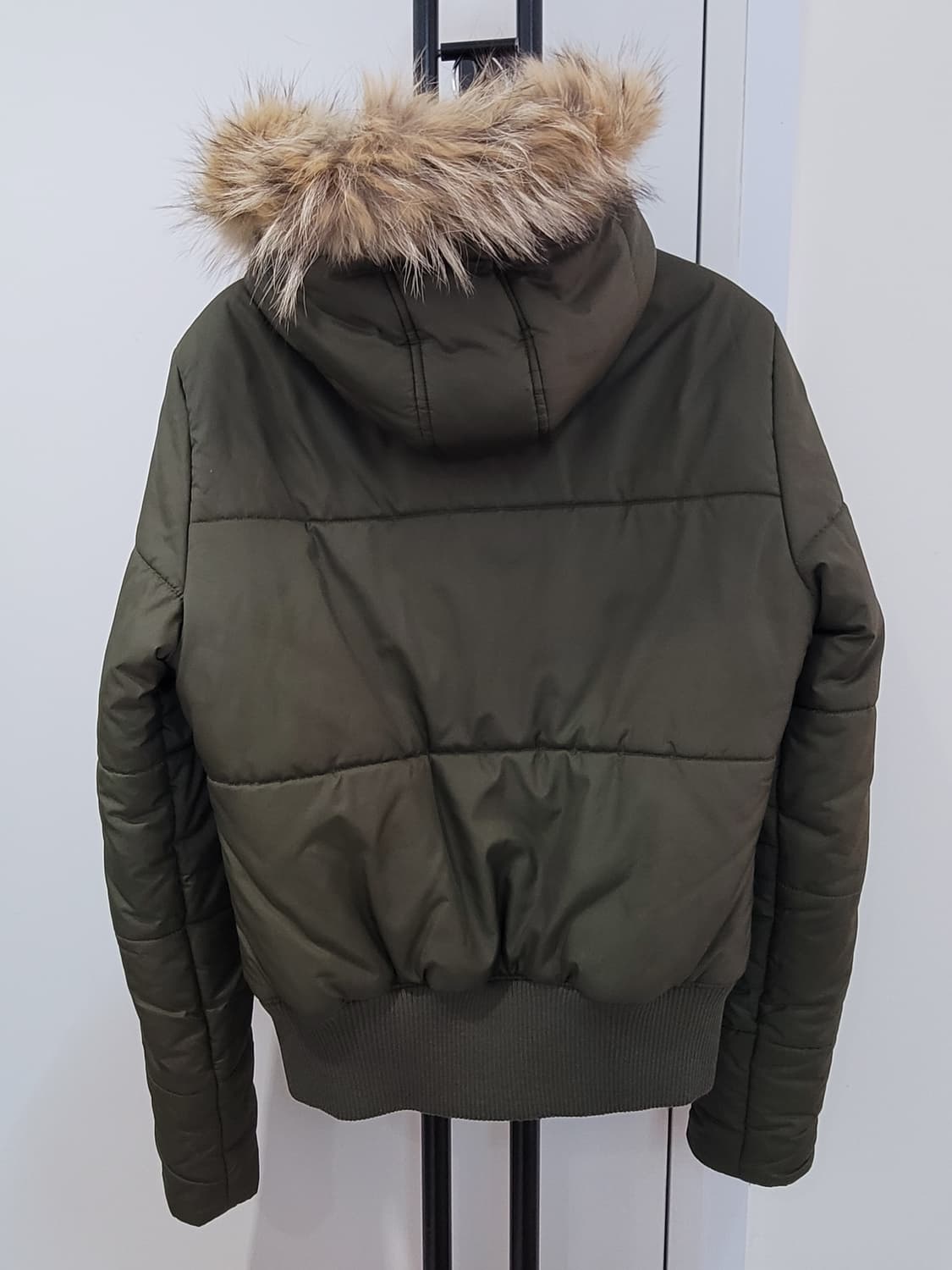 타미힐피거 카키색 후드 코요테퍼 숏패딩 봄버 44~55 상품이미지6