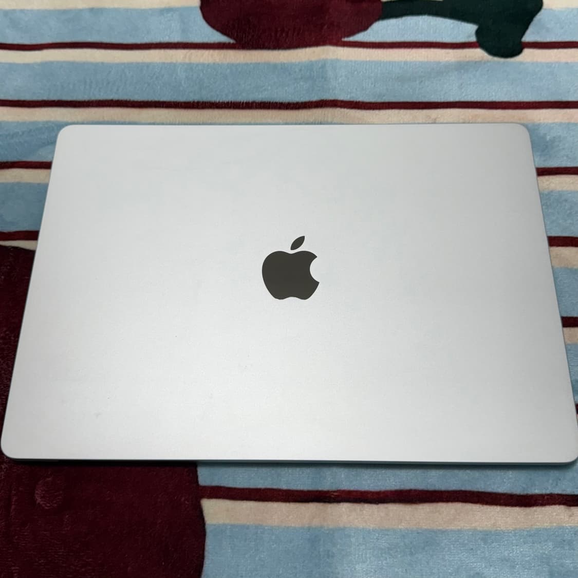 맥북 에어 15 실버 M2 8코어 512기가 판매합니다! 상품이미지2