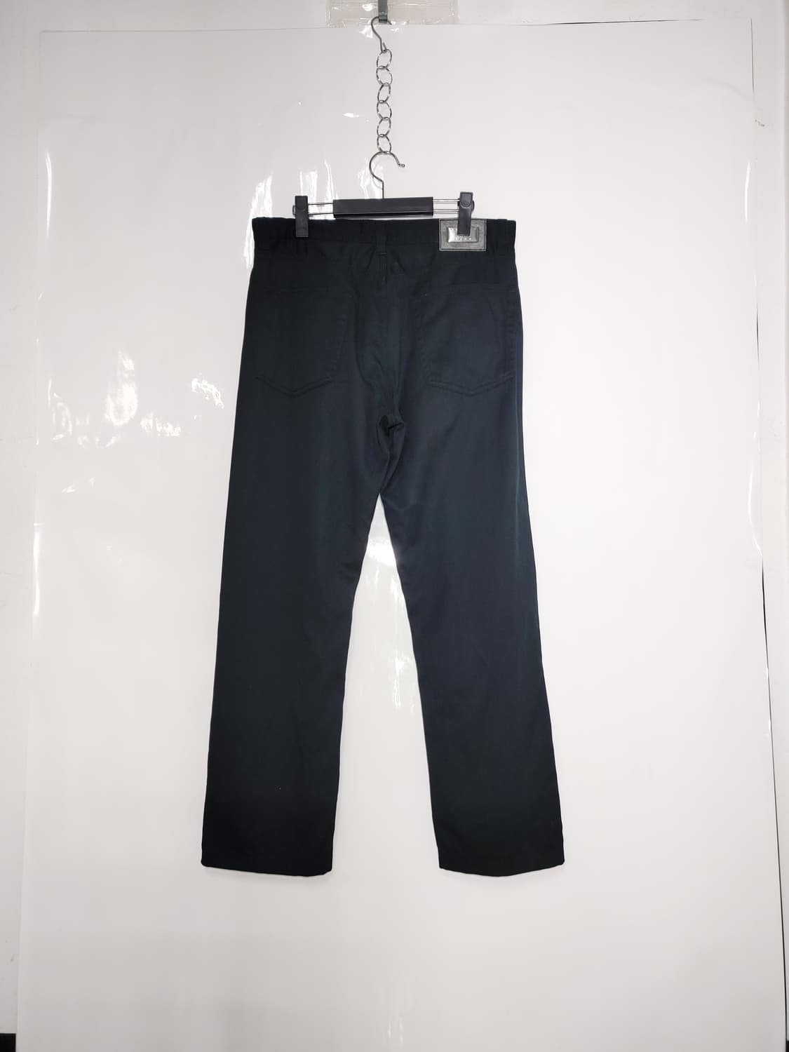 HUGO BOSS 휴고보스 남성 일자 와이드핏 블랙진 상품이미지2