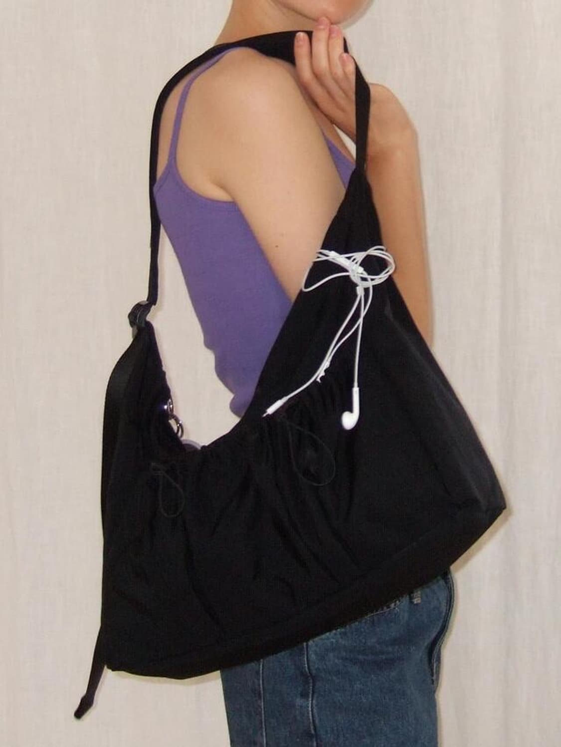 헤더먼트 파라슈트 숄더백 블랙 상품이미지3