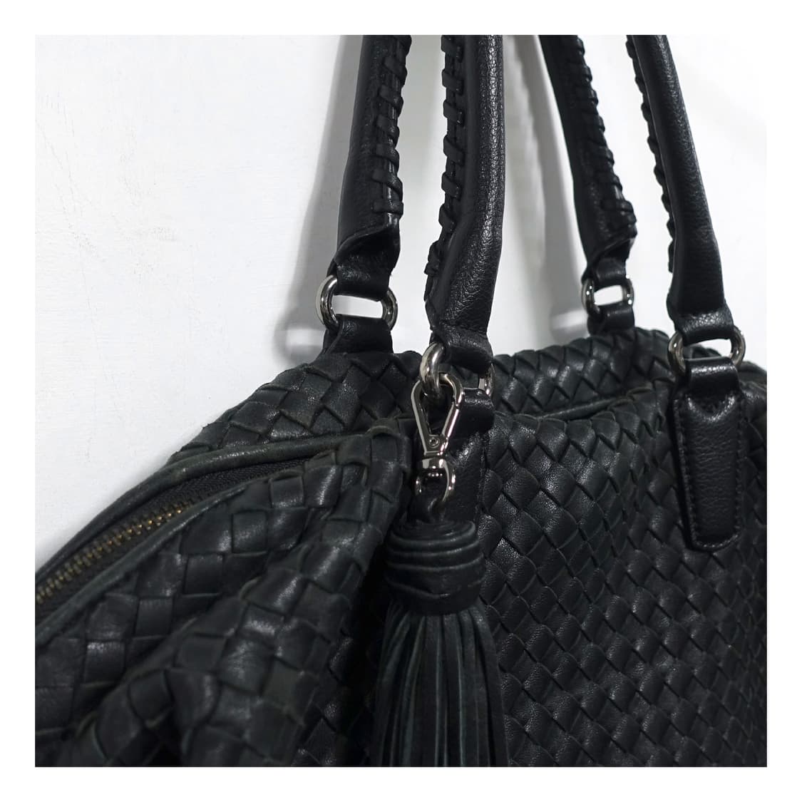 ANNE KLEIN 앤클라인 레더 위빙 빅 숄더 토트백  상품이미지7