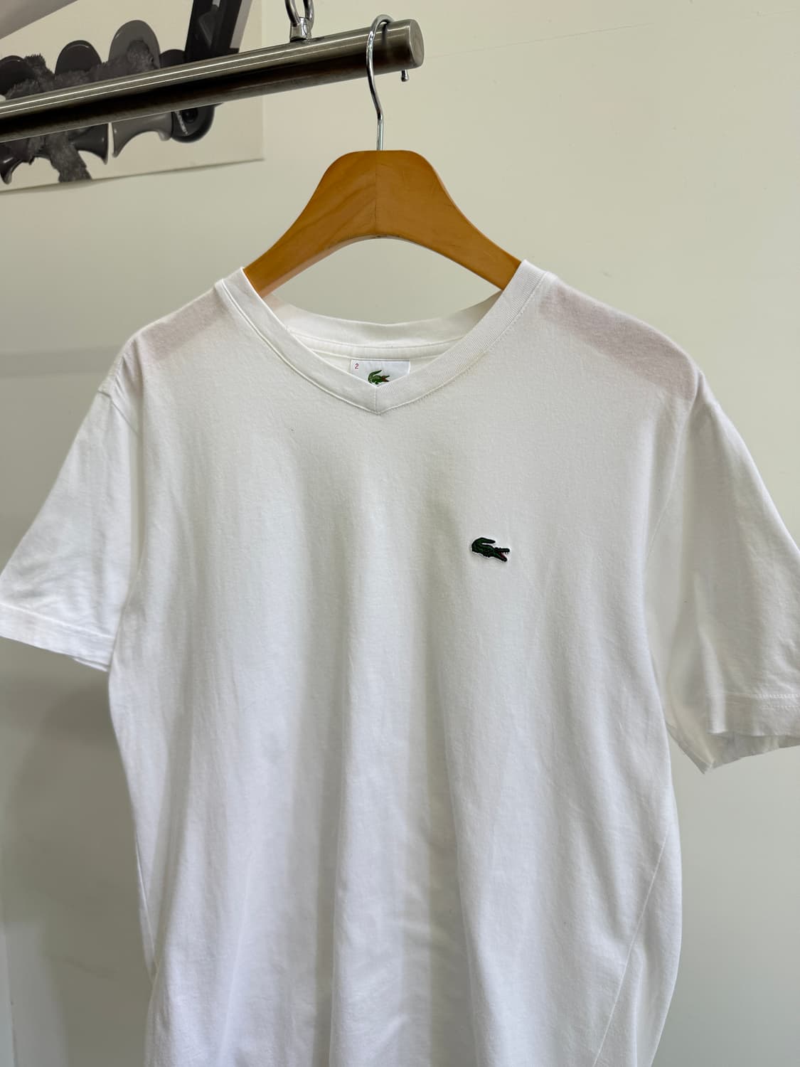 LACOSTE (Made in Japan) 브이넥 반팔 티셔츠  상품이미지2