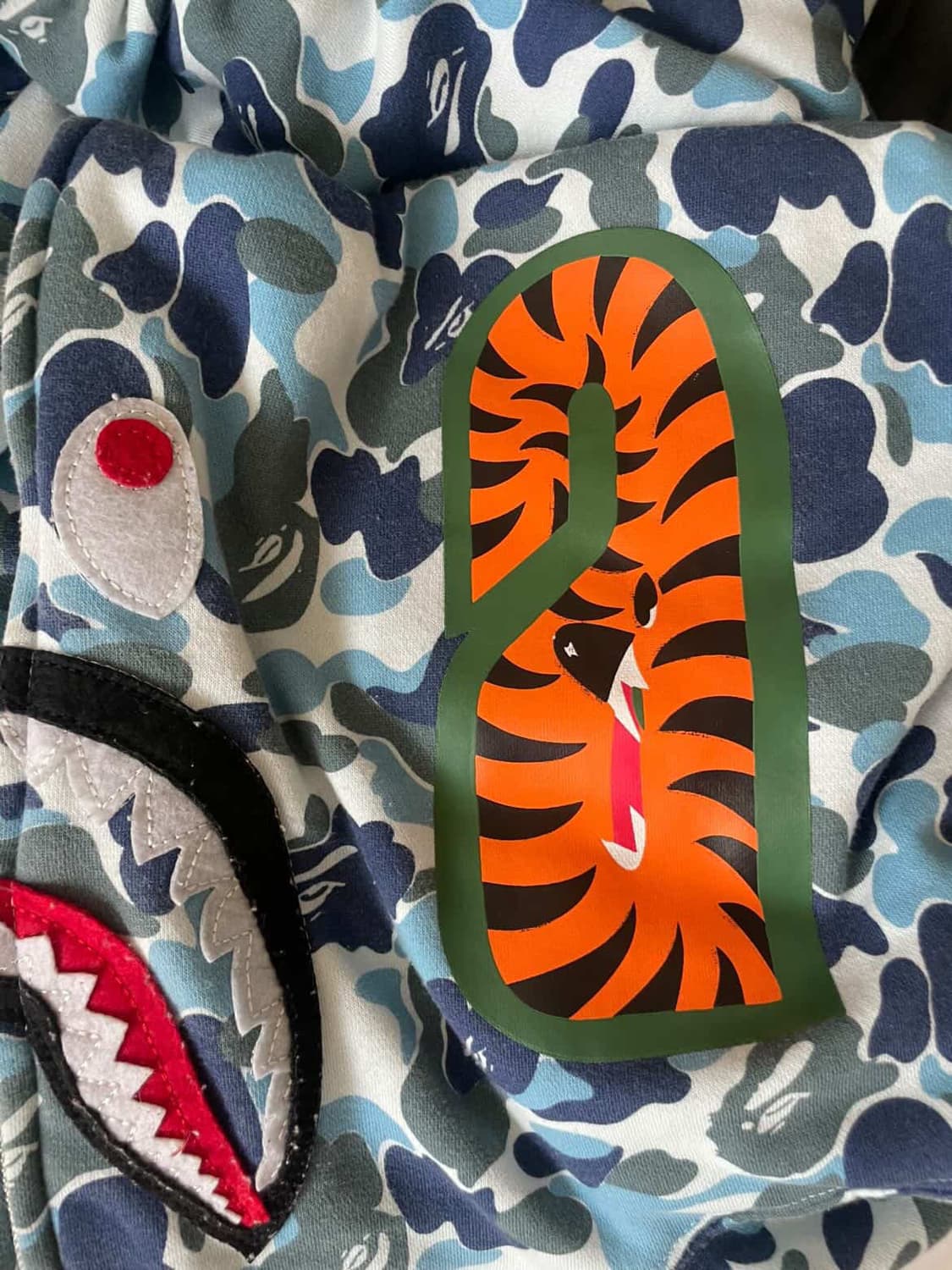 베이프 블루 샤크후드 L 상품이미지4