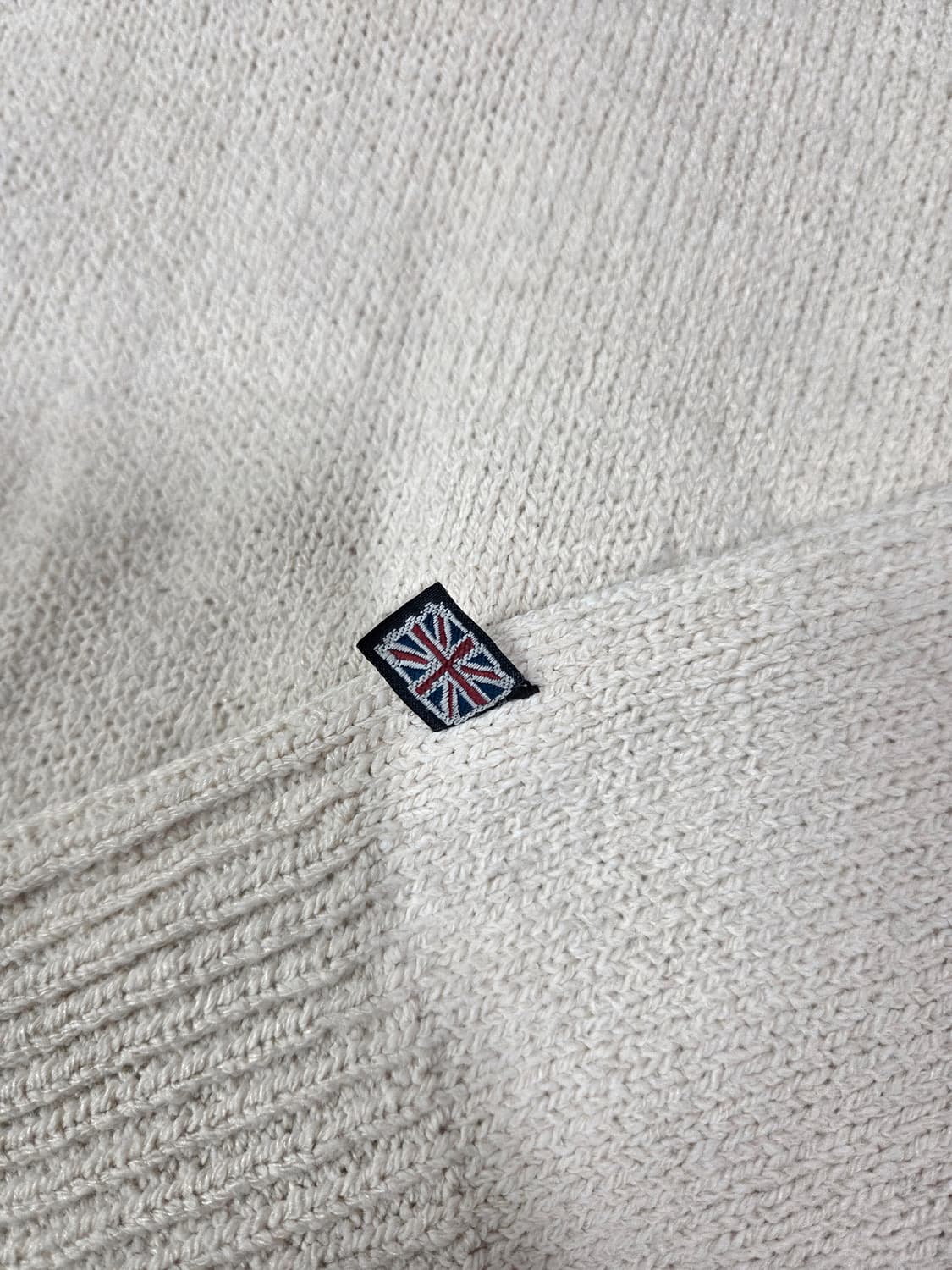 MICHIKO LONDON 크림 화이트 스프링 라운드 니트 상품이미지8