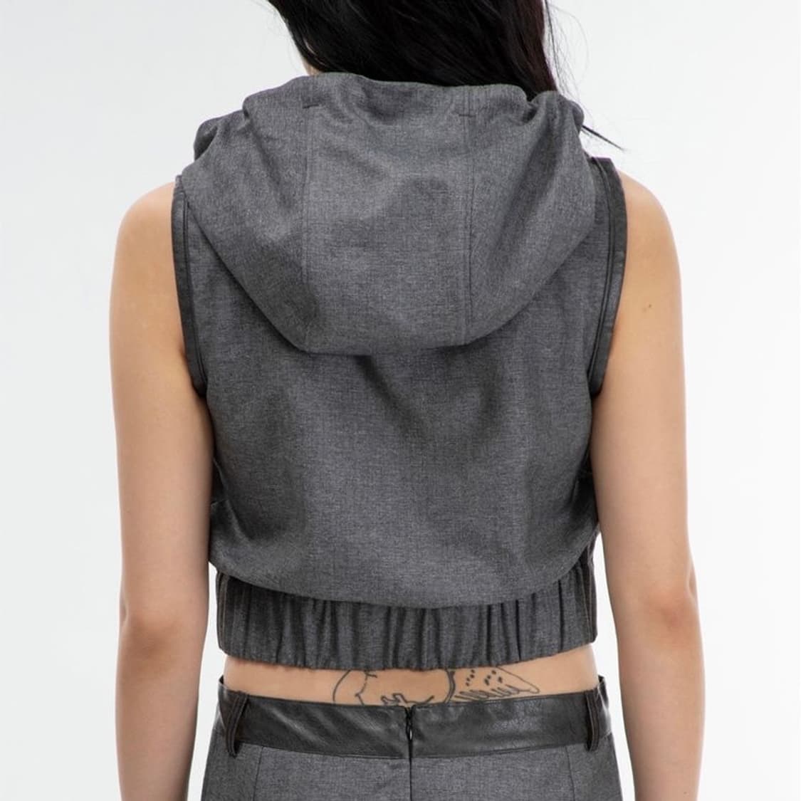 김미더영 슬리브 후드 차콜 G FORMAL SLEEVELESS HOODY 상품이미지3