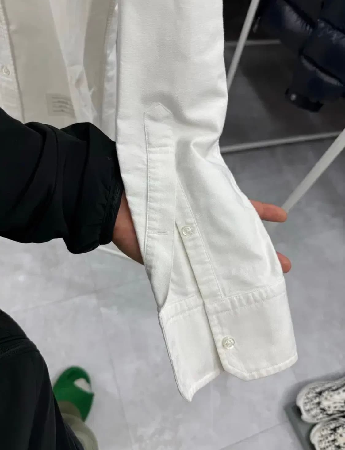 톰브라운 삼선 셔츠 상품이미지4