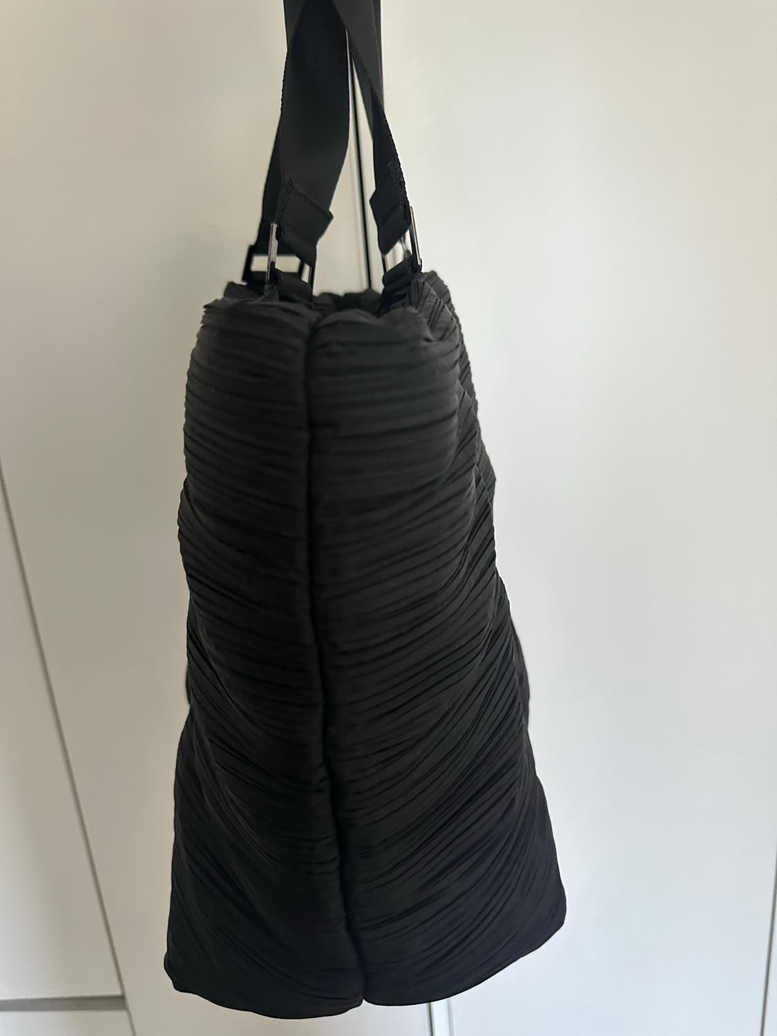 이세이미야케 플리츠 토트백 상품이미지2