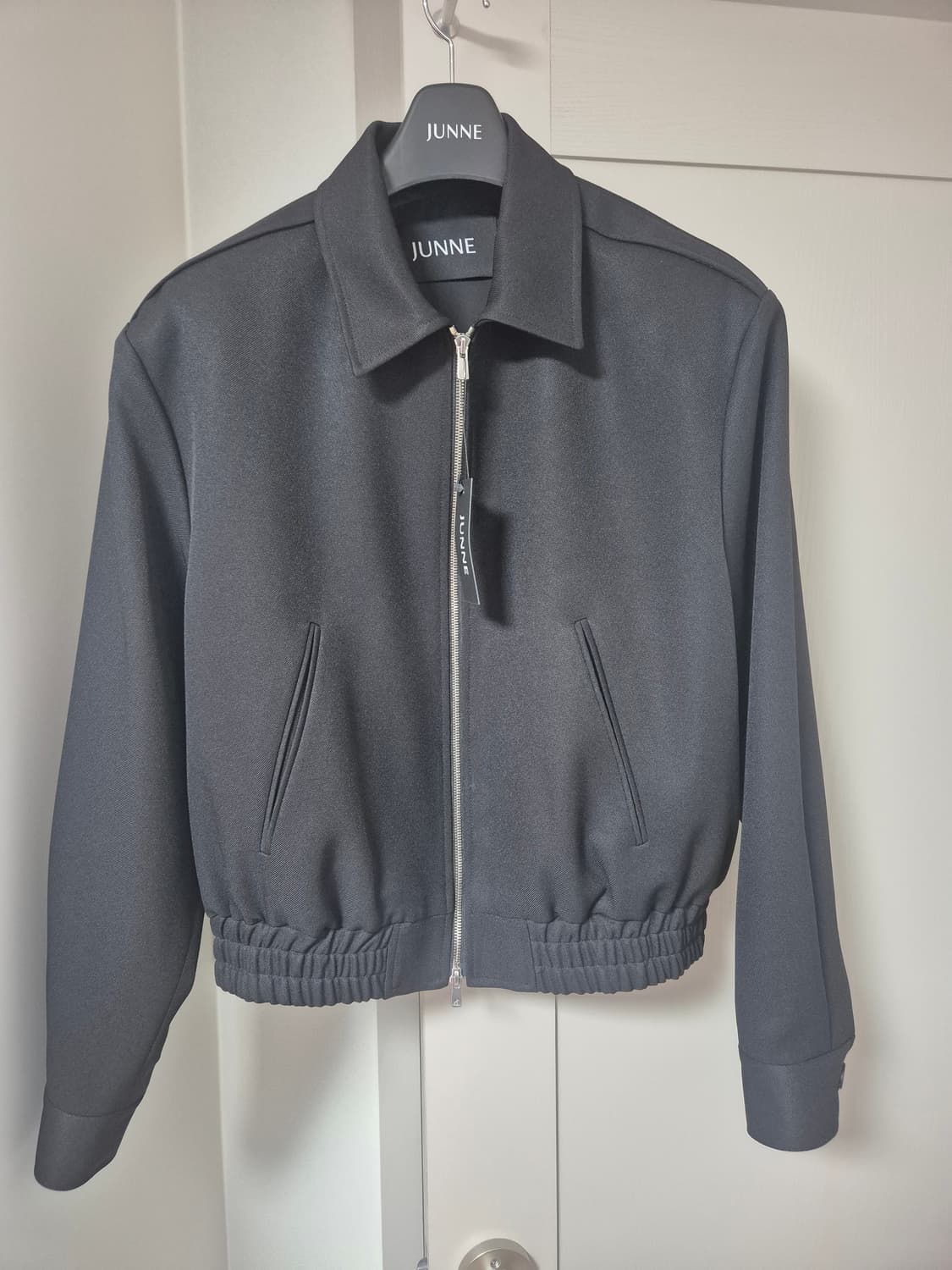 준느 j39 도비(dobby) 블랙 m사이즈 새상품 팝니다 상품이미지1