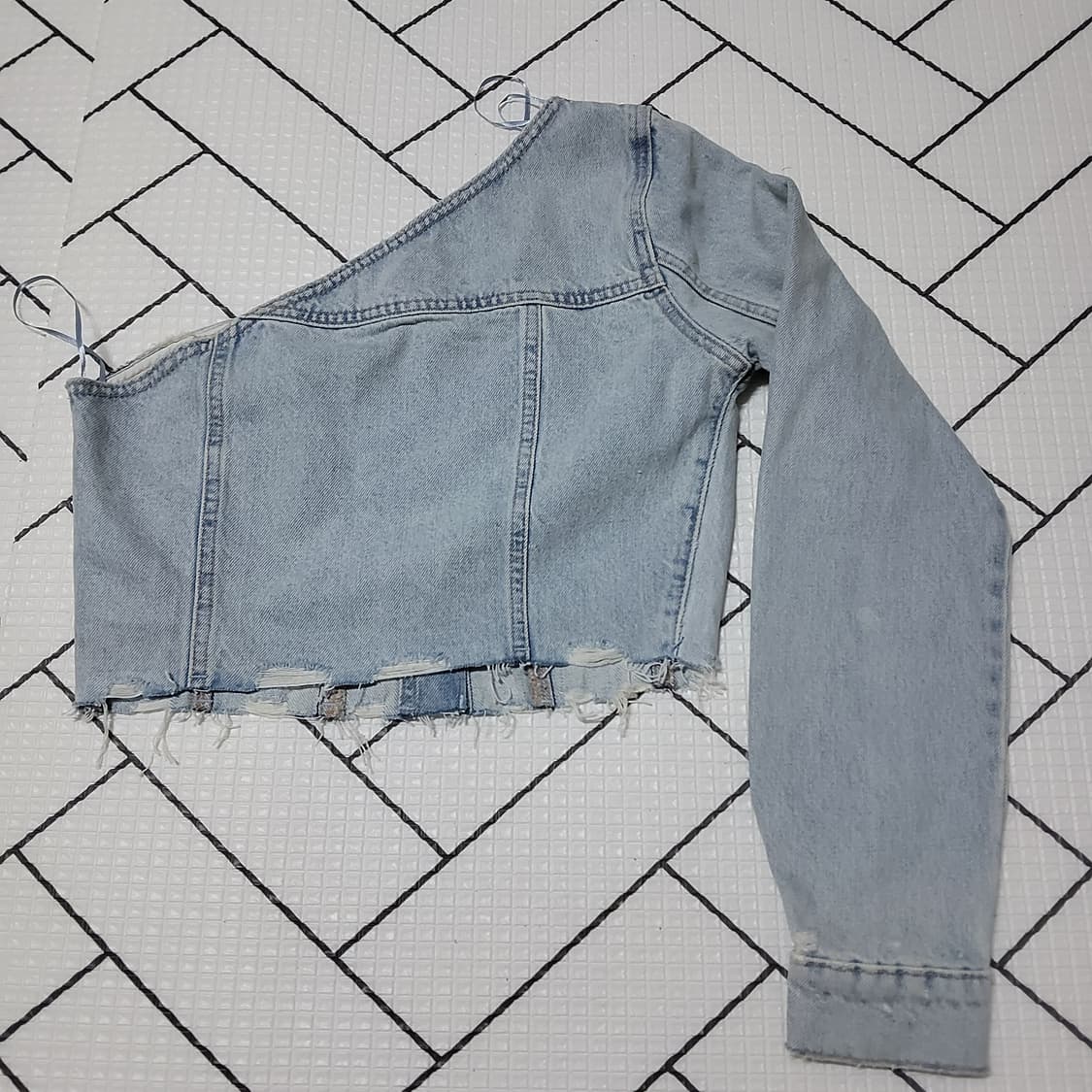 새상품 ZARA 자라 원숄더 비대칭 크롭 데님 탑 재킷 m 상품이미지3