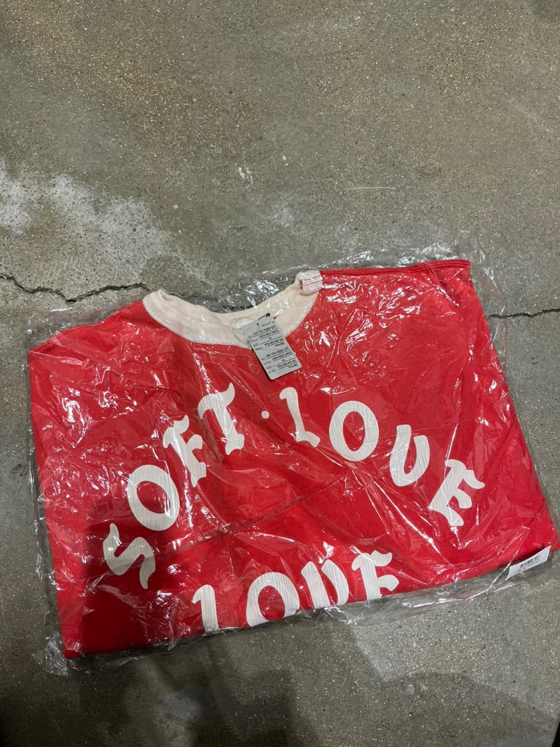 [새상품/L] 세인트미카엘 소프트 러브 스웻셔츠 레드 맨투맨 상품이미지5