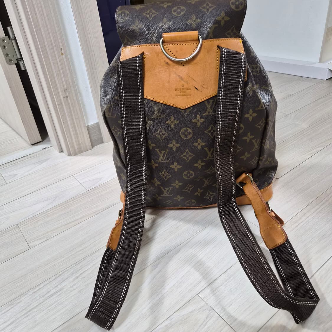 루이비통 빈티지 몽수리 백팩 상품이미지4