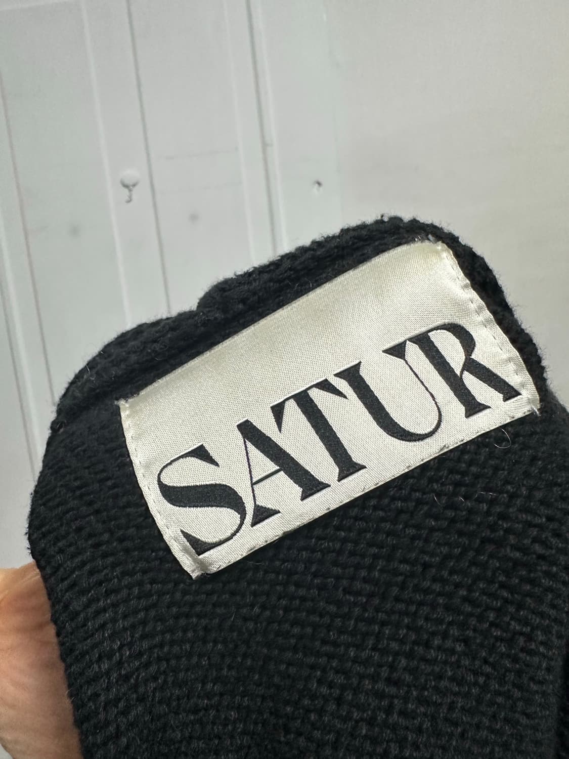 세터 투톤 버튼 후드 니트 상품이미지3