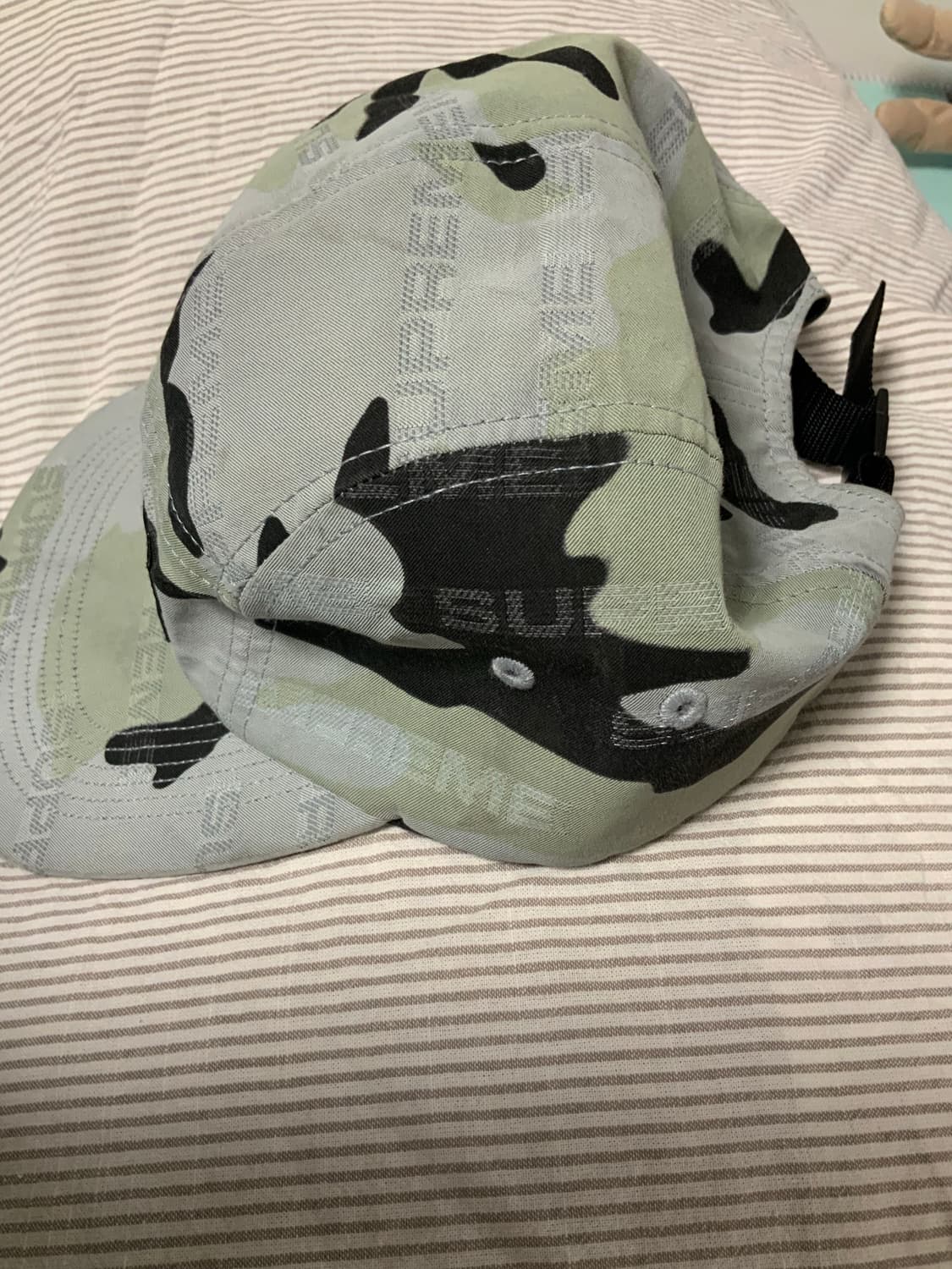 슈프림 리플렉티브 자카드 캠프캡 아크틱 우드랜드 카모 24FW 상품이미지8