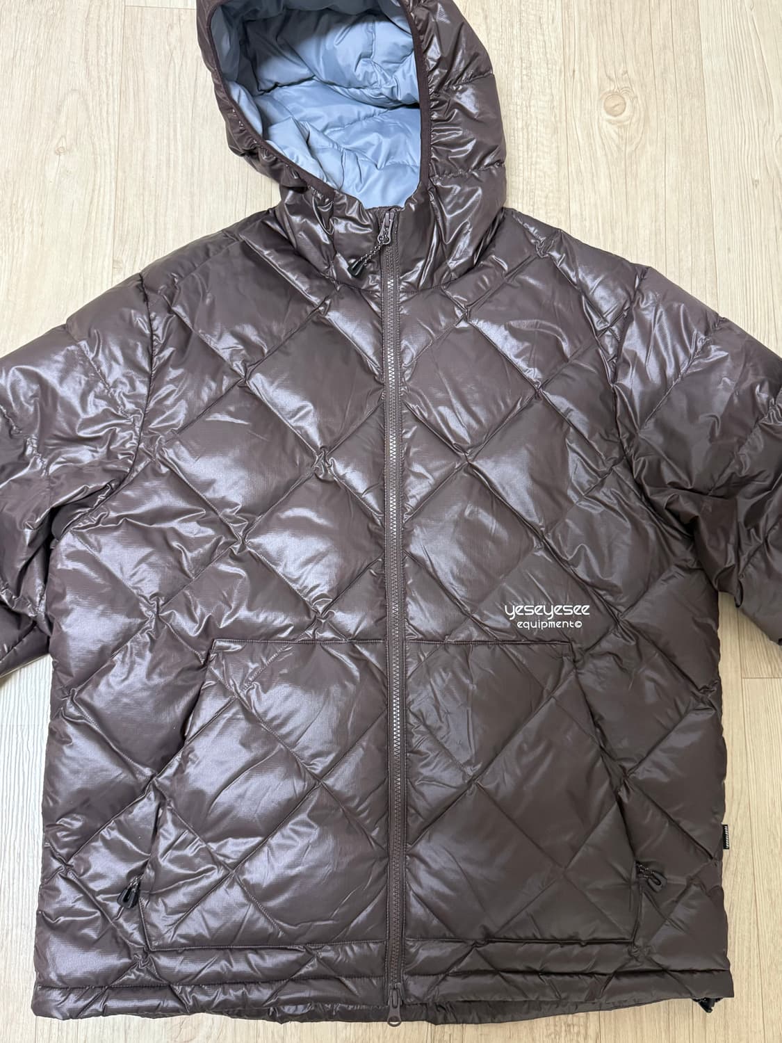 yeseyesee 예스아이씨 경량패딩 판매합니다 상품이미지2