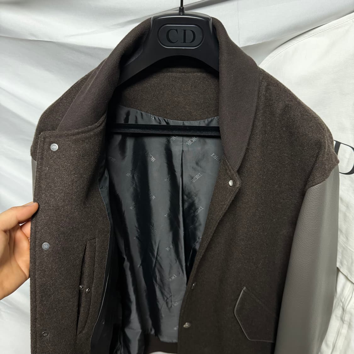 [S+급/52] 디올 1947 레터링 스타디움 바시티 자켓 풀구성 상품이미지6