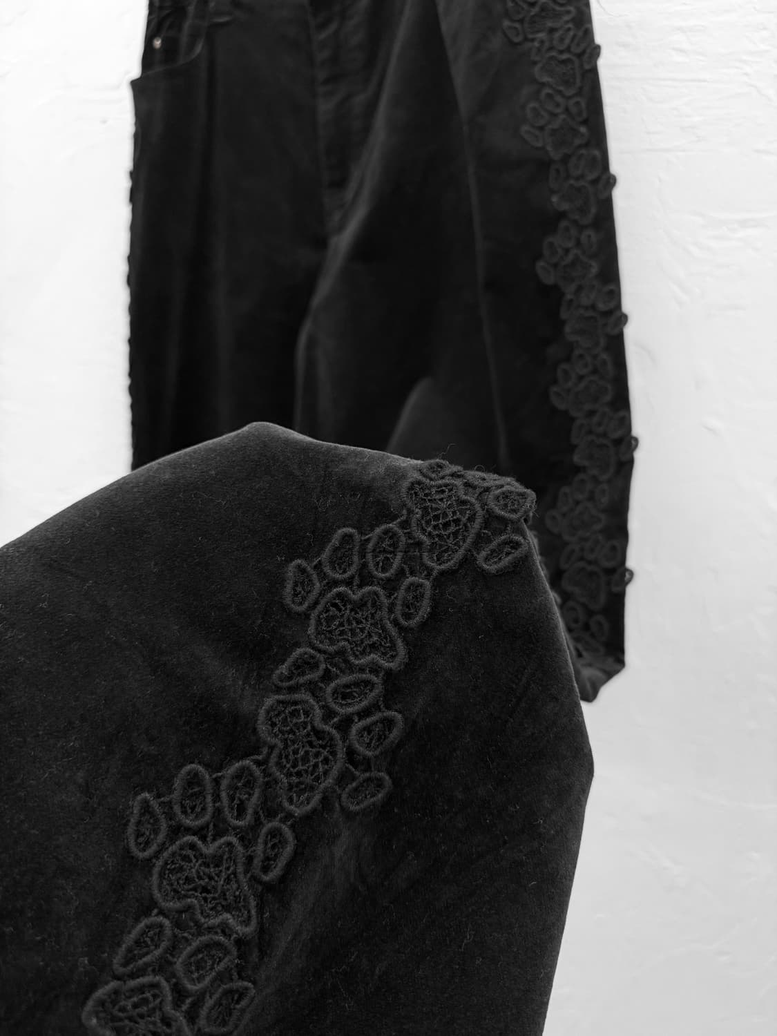 쿠니오 컬렉션 사이드 풋 벨벳 팬츠 상품이미지3