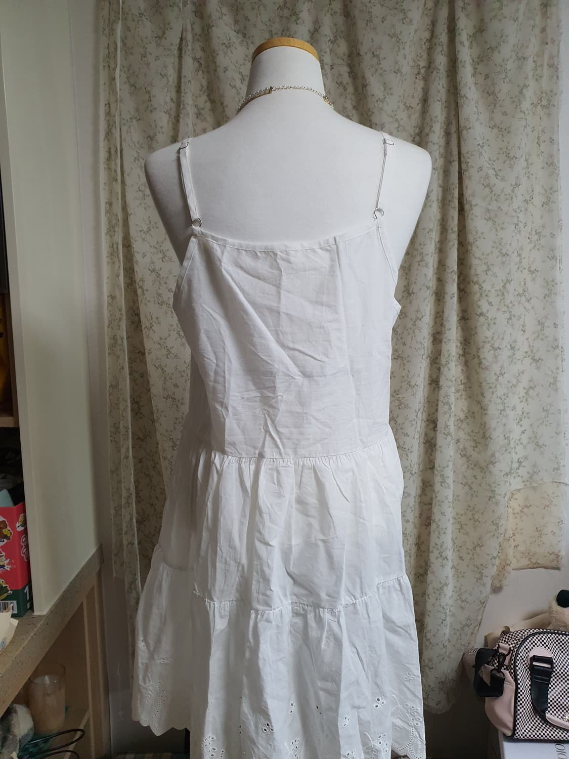 [모리걸] 화이트 펀칭 레이스 롱 레이어드 원피스 상품이미지3