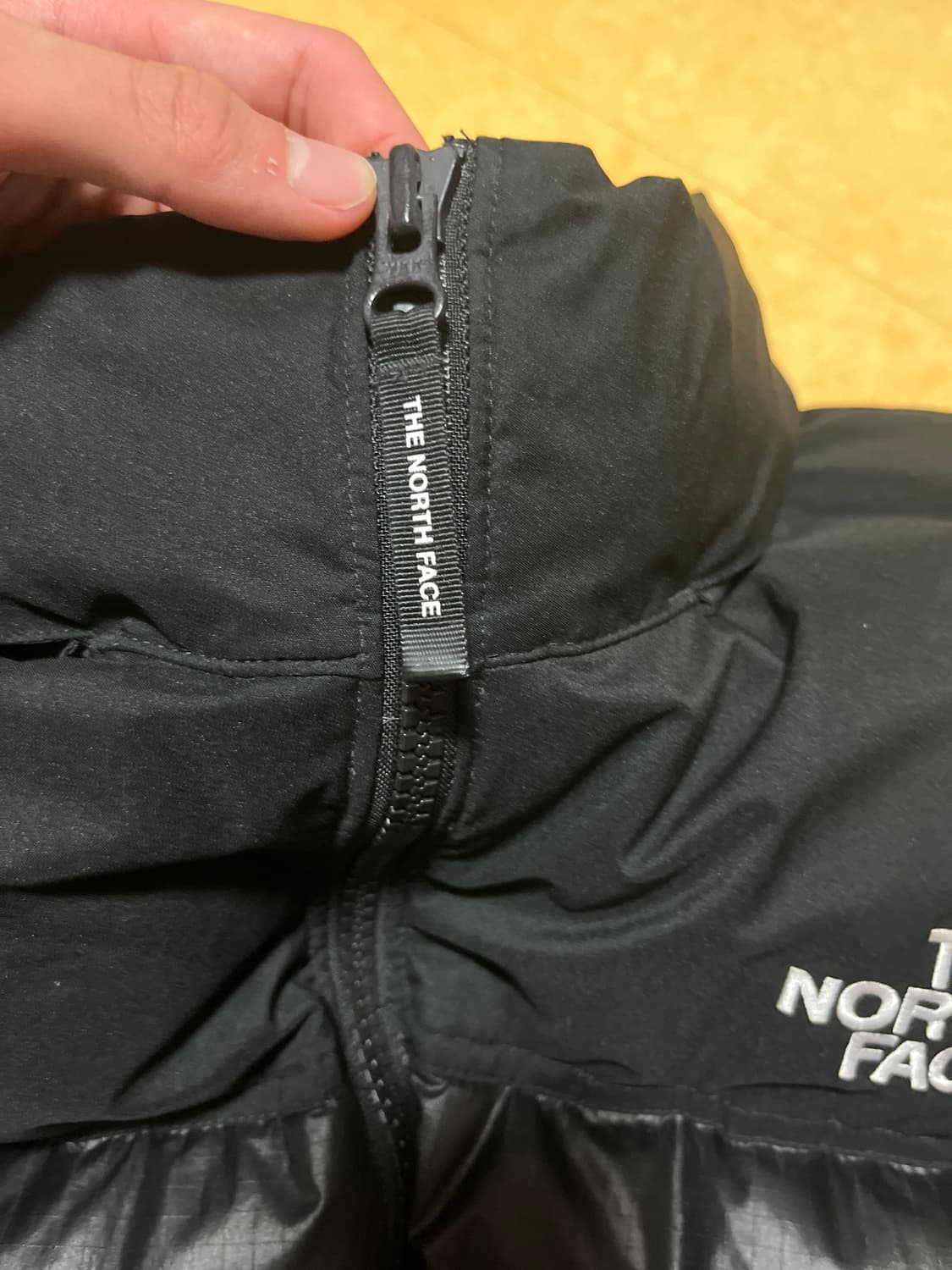 ( 백화점 24 fw )노스페이스 눕시 블랙 유광 L사이즈 상품이미지5