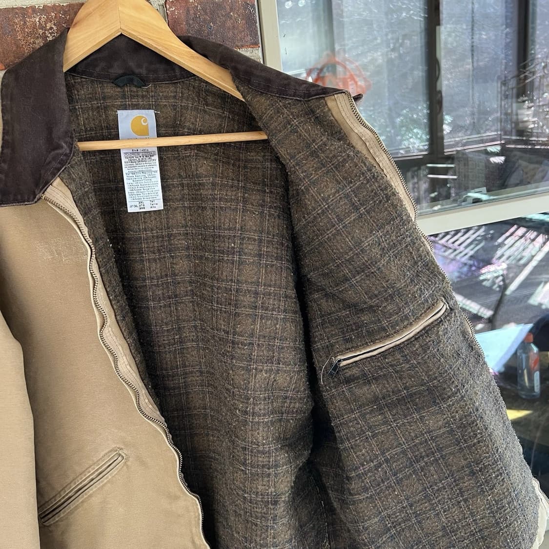 칼하트 J97 빈티지 디트로이트 자켓 카멜 상품이미지3