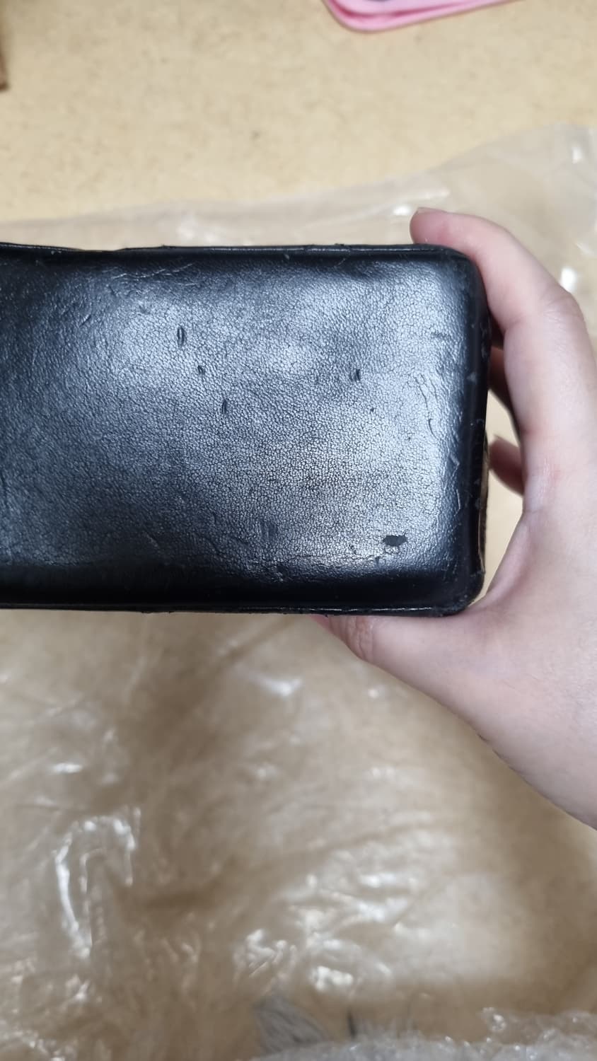 중고] 샤넬 빈티지 램스킨 금장 로고 숄더 크로스백 상품이미지2