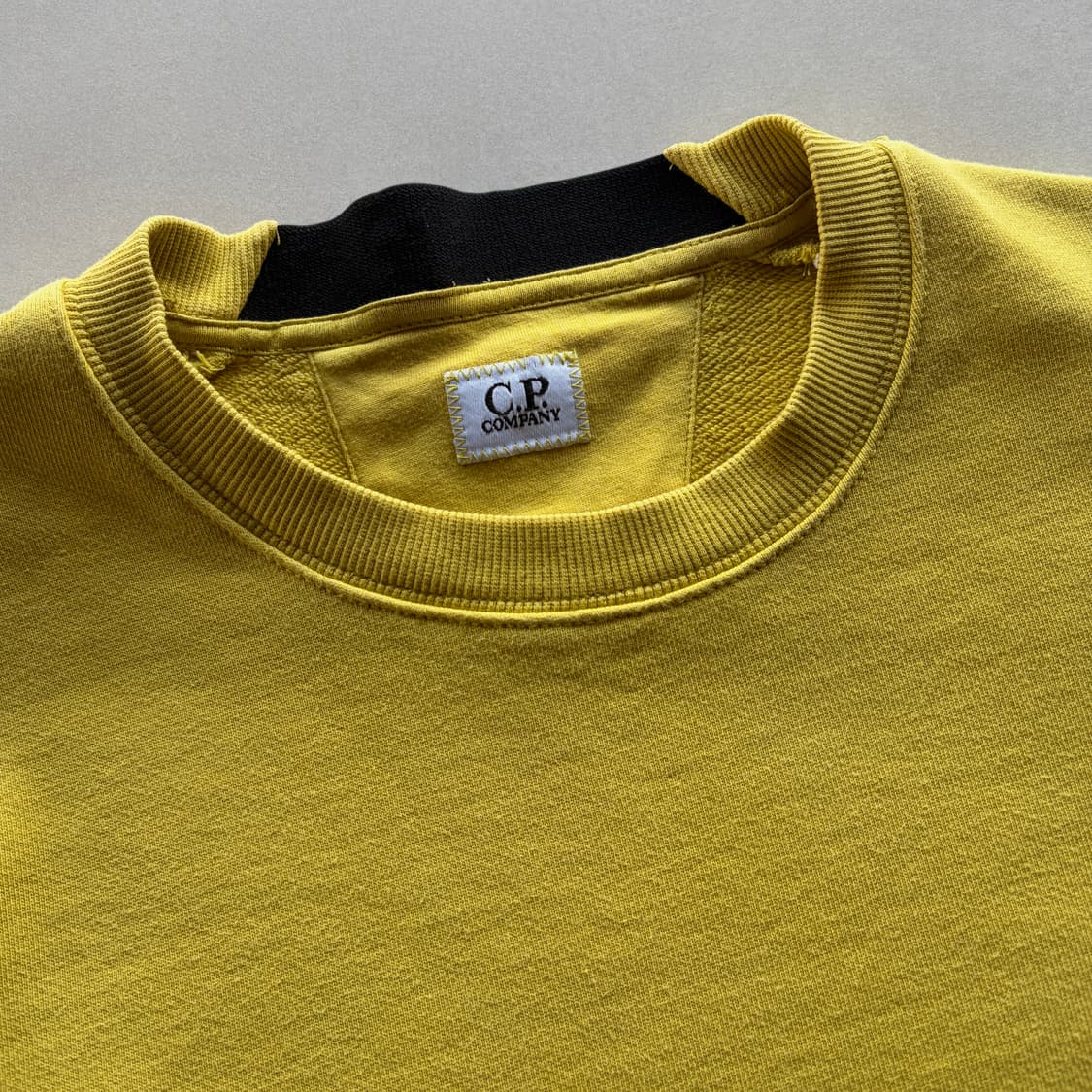 [L]씨피컴퍼니 C.P.Company 렌즈 포켓 맨투맨 상품이미지6