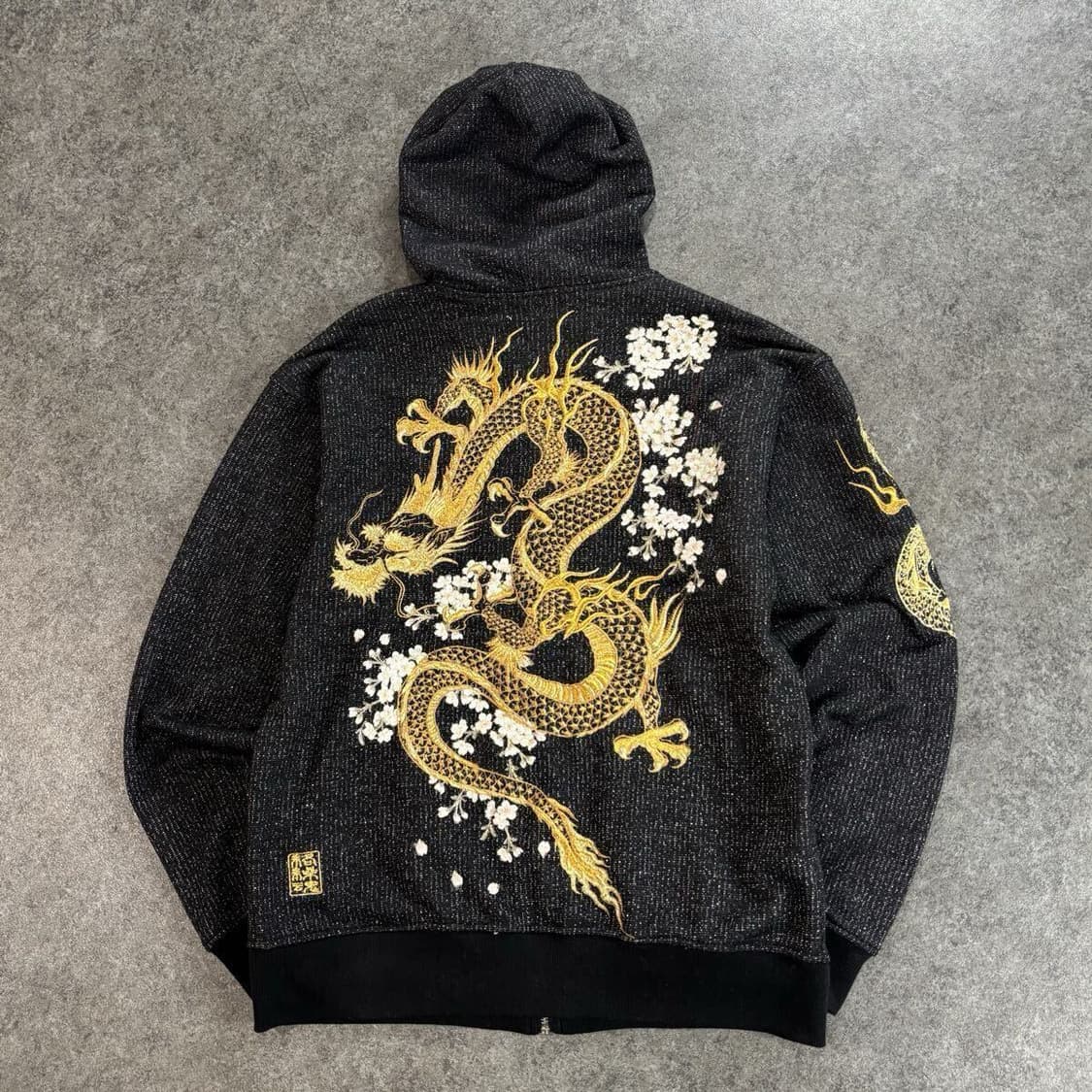 카라쿠리타마시 후드집업 상품이미지2