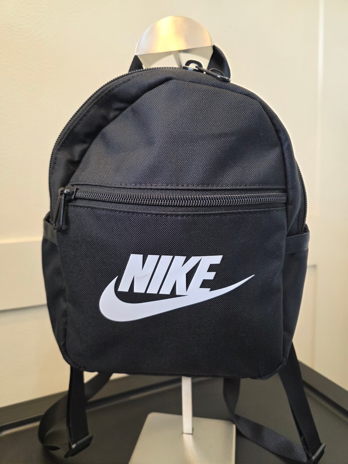 나이키 푸츄라 스포츠웨어 365 미니백팩  블랙 미니 백팩 상품이미지2