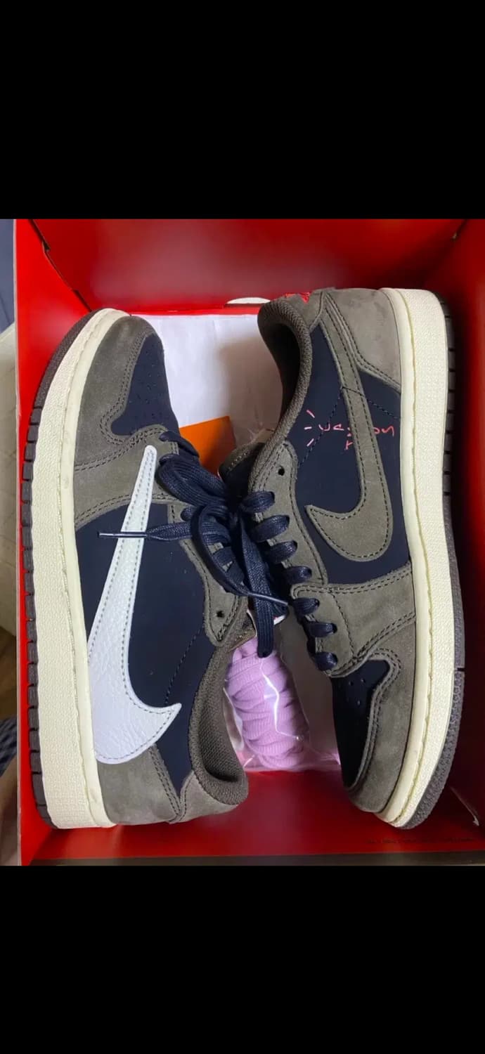 조던1X트래비스 스캇 레트로 로우og 모카 상품이미지2