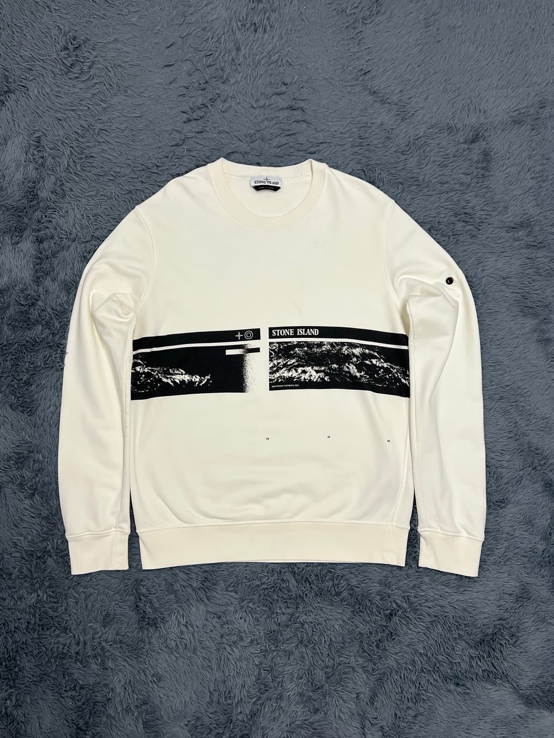 스톤아일랜드 신형 프린팅 맨투맨 L 상품이미지1