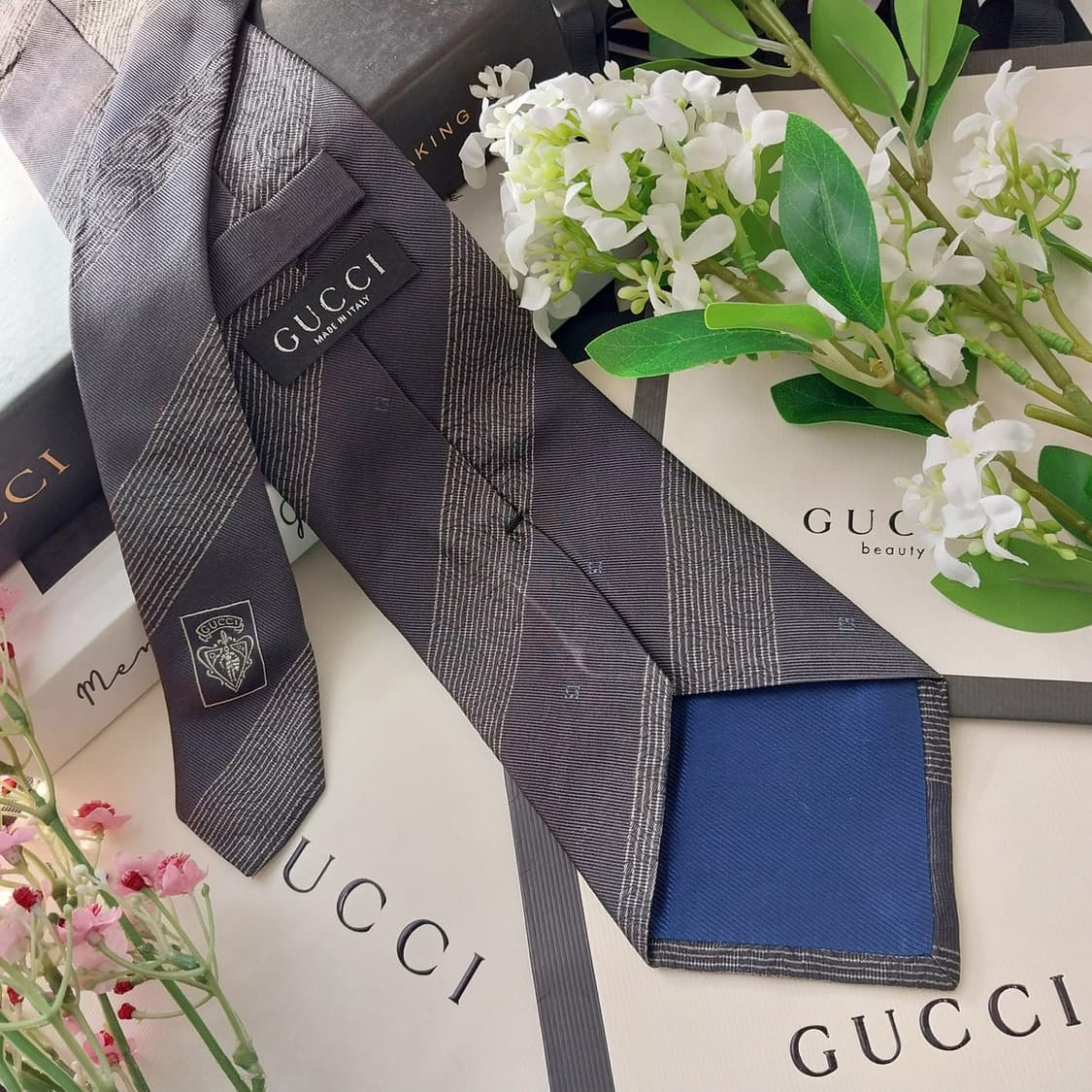 구찌 실크 그레이 로즈 자카드 넥타이 9.8cm A+~A등급 K1507
 상품이미지4