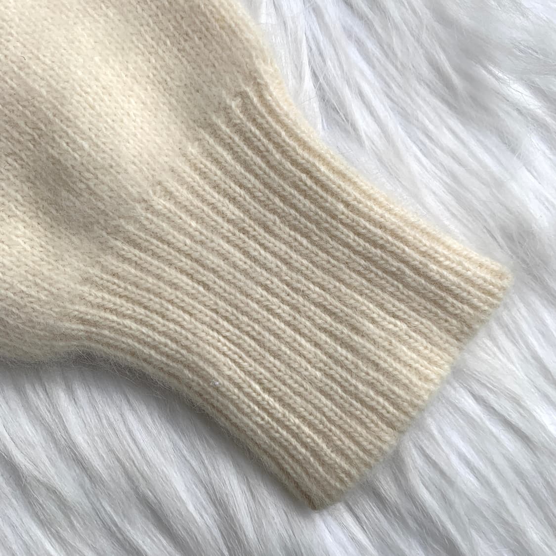 La Reine 울100 플라워 자수 진주 가디건 1791 상품이미지6