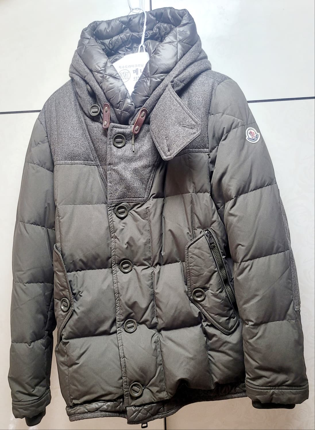 [정품] 몽클레어 패딩 자켓 경량 2 (남여공용) 새상품급 한정판  상품이미지1